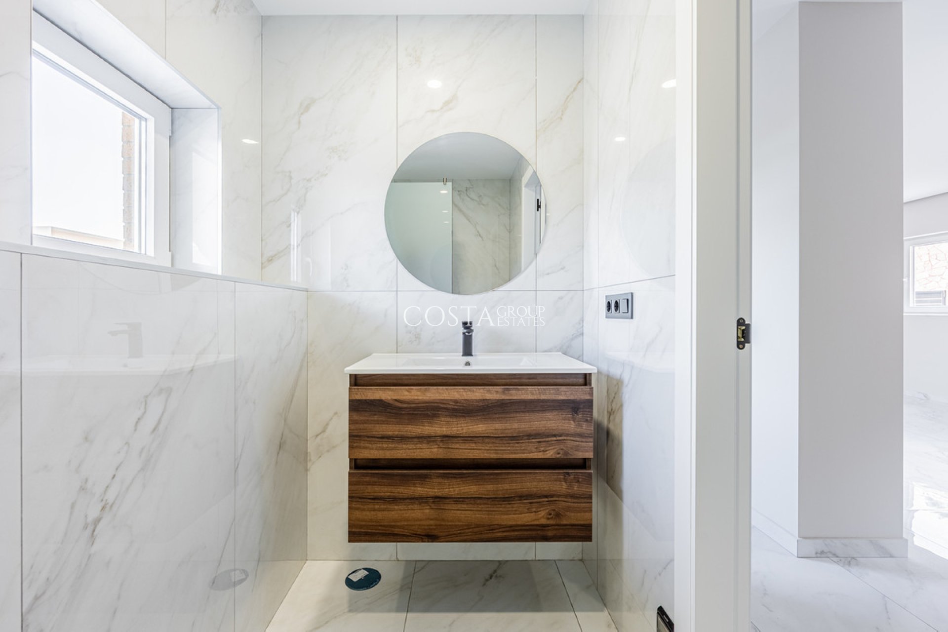 Revente - Villa -
Rojales - Rojales Centro