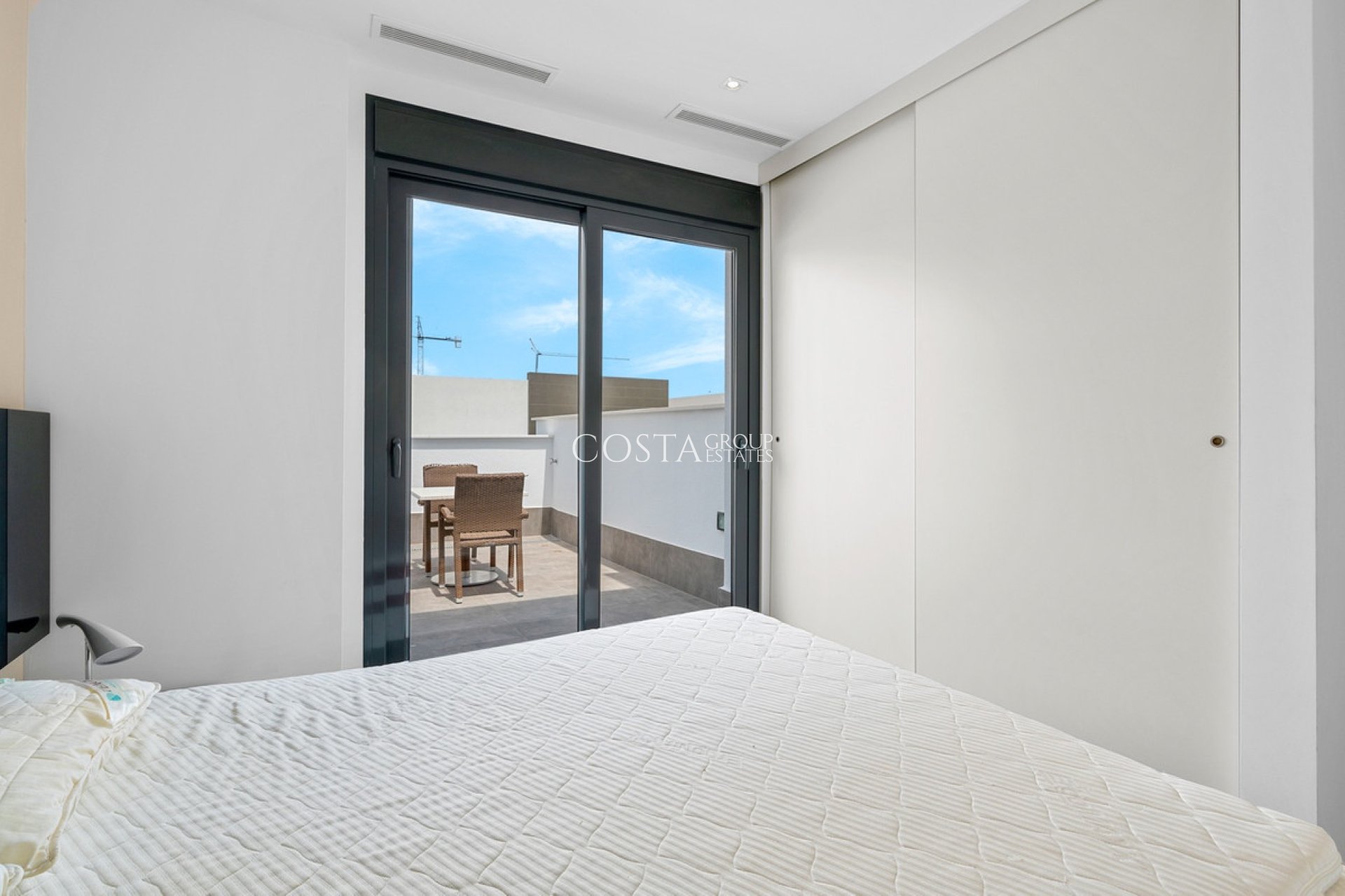 Revente - Villa -
Rojales - Rojales Centro