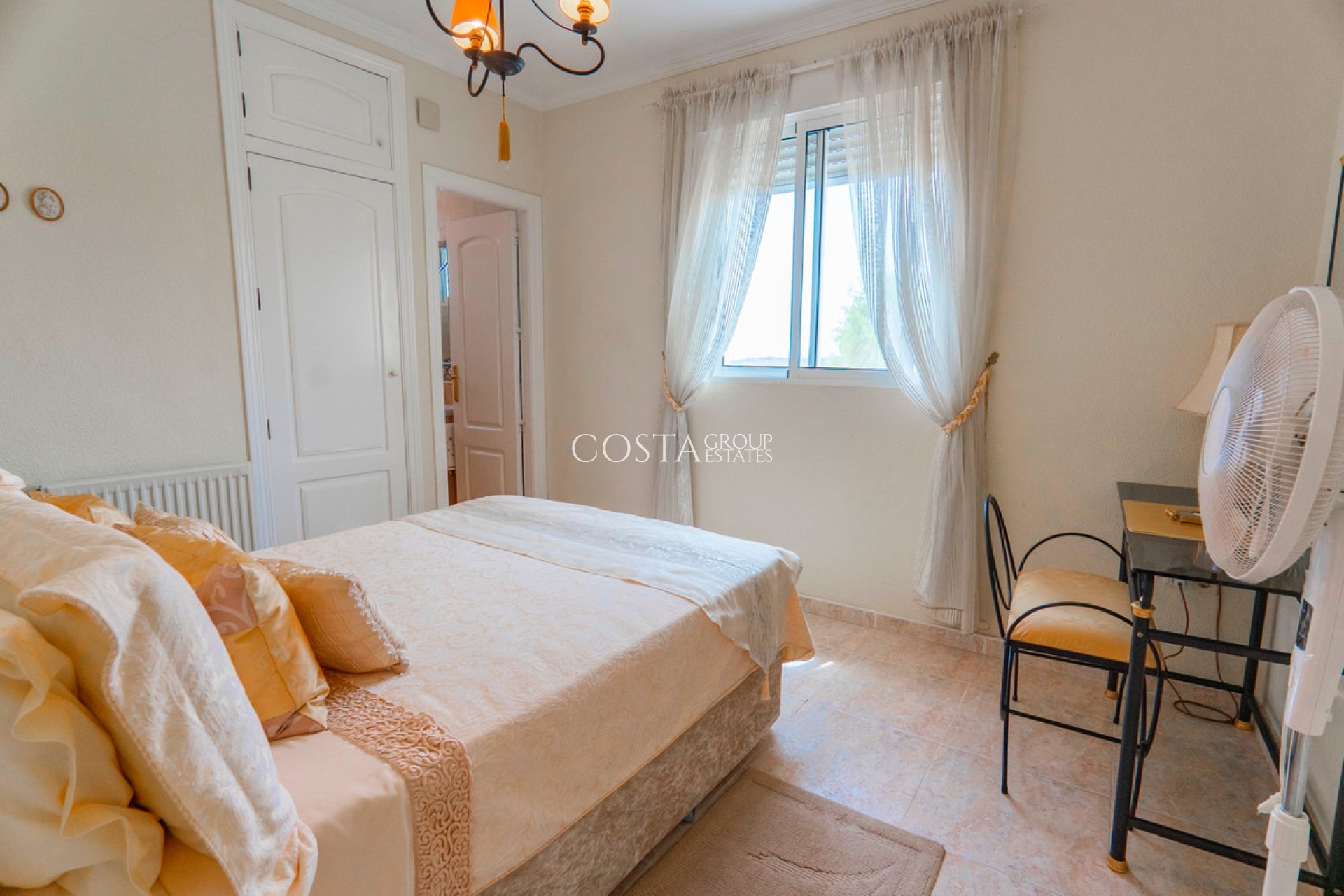 Revente - Villa -
Rojales - Rojales Centro