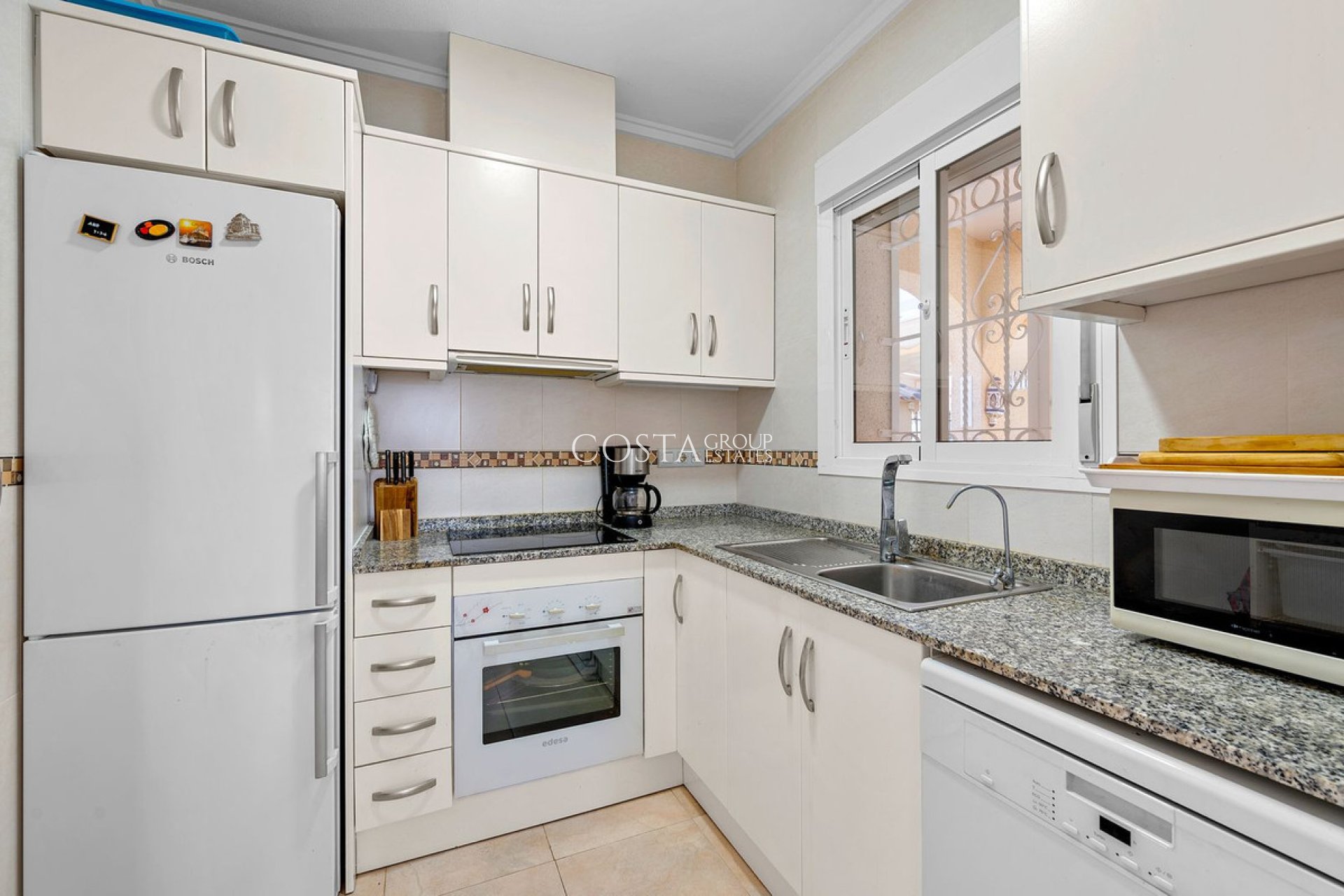 Revente - Villa -
Rojales - Rojales Centro