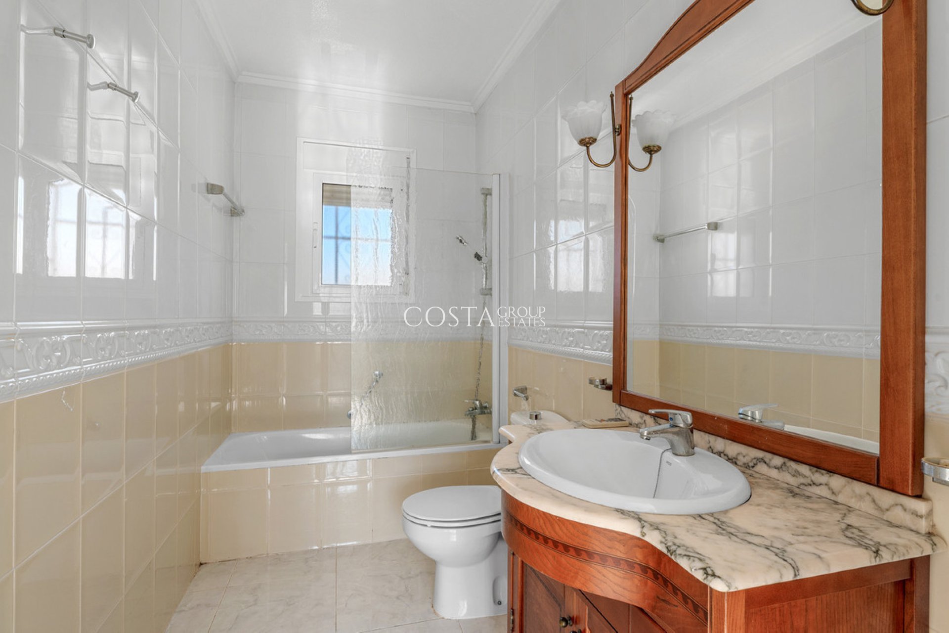 Revente - Villa -
Rojales - Rojales Centro