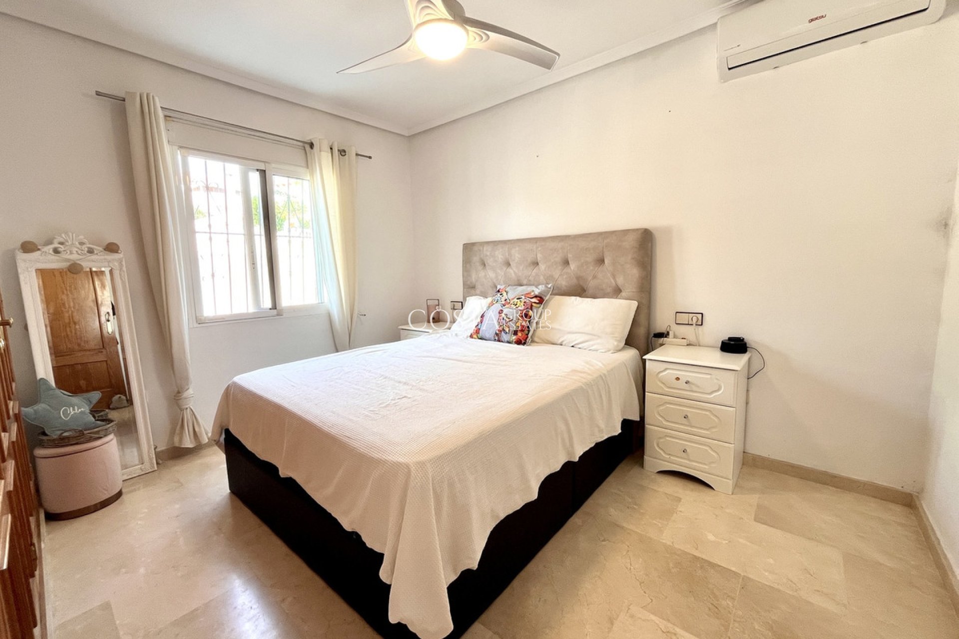 Revente - Villa -
San Miguel de Salinas - San Miguel de Salinas Centro