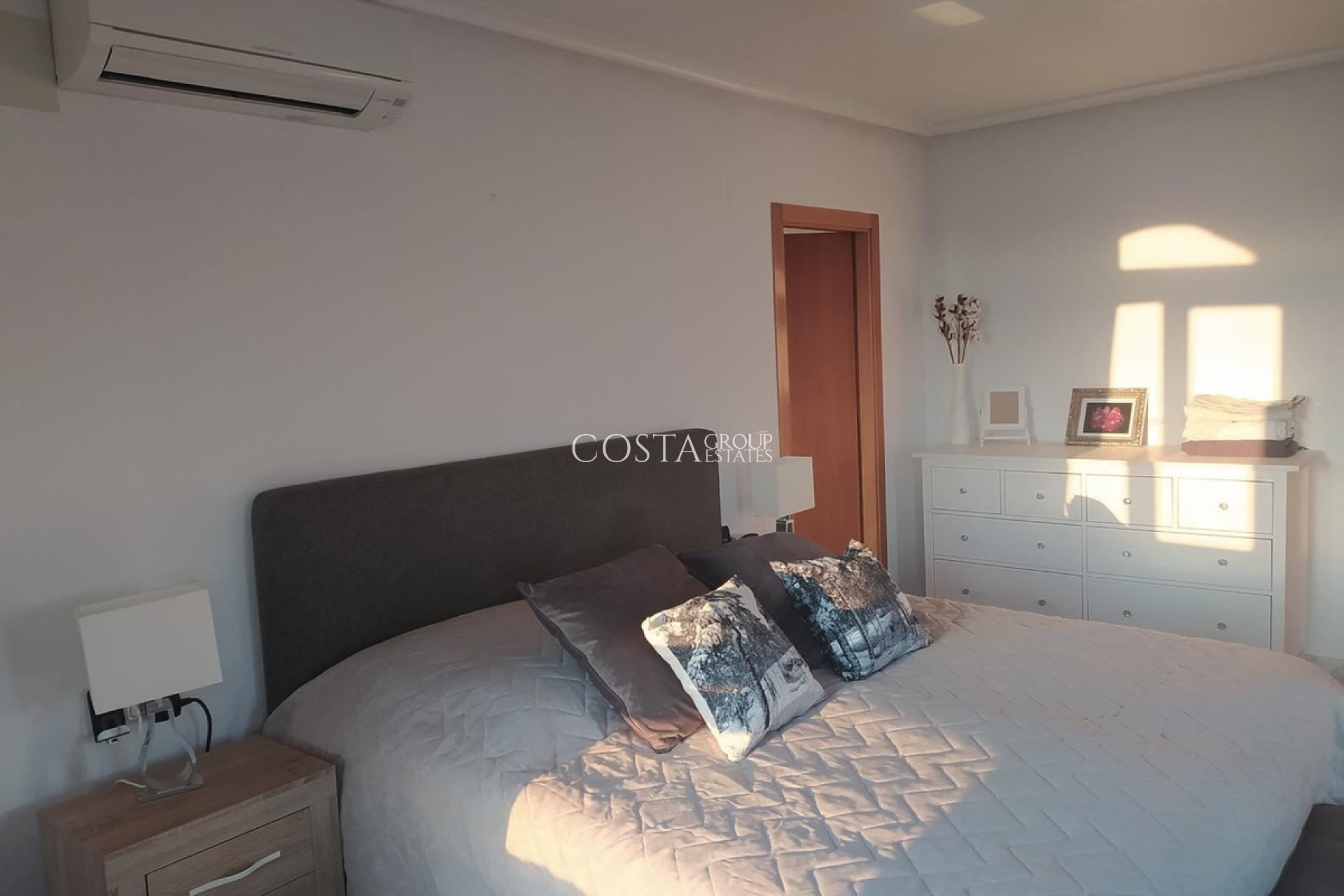 Revente - Villa -
San Miguel de Salinas - San Miguel de Salinas Centro