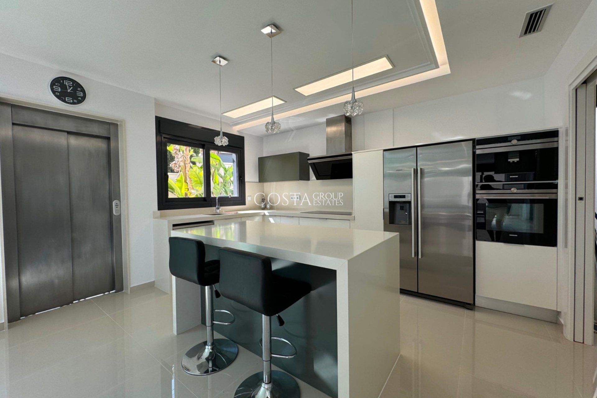 Revente - Villa -
San Miguel de Salinas - San Miguel de Salinas Centro