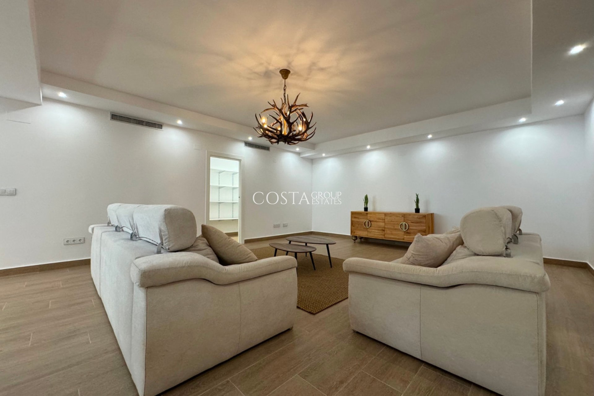 Revente - Villa -
San Miguel de Salinas - San Miguel de Salinas Centro