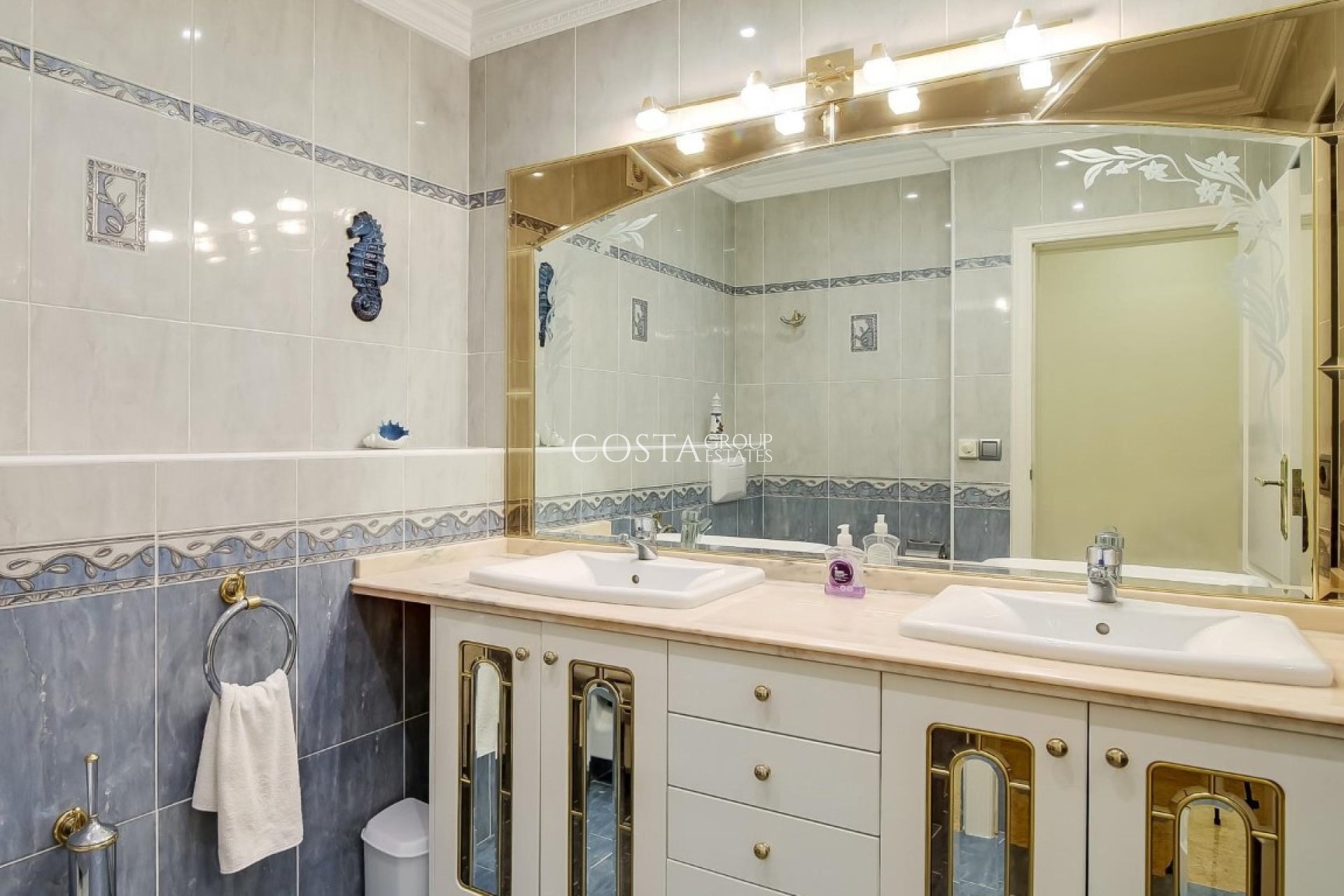 Revente - Villa -
Teulada - Moraira