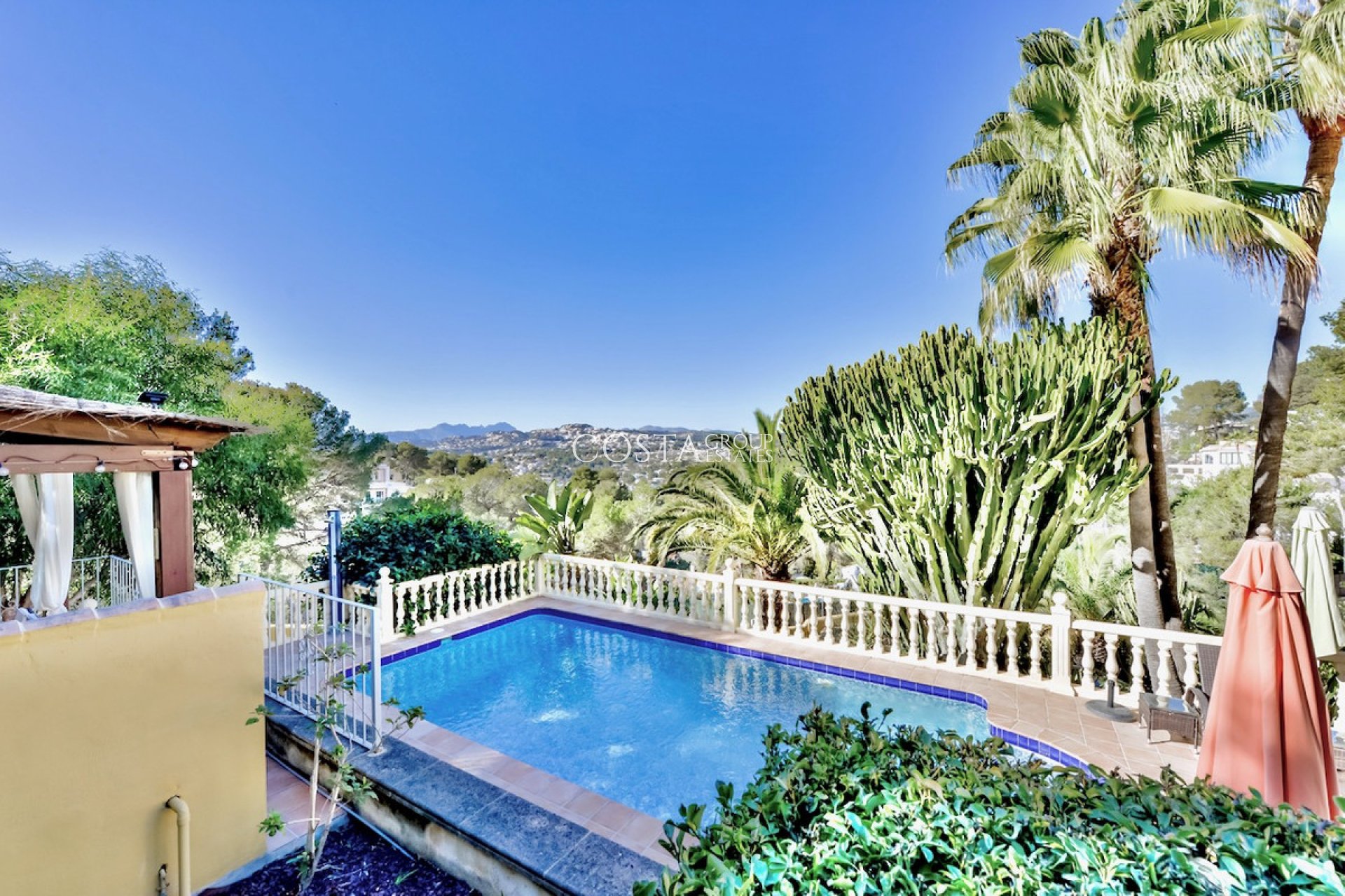 Revente - Villa -
Teulada - Moraira