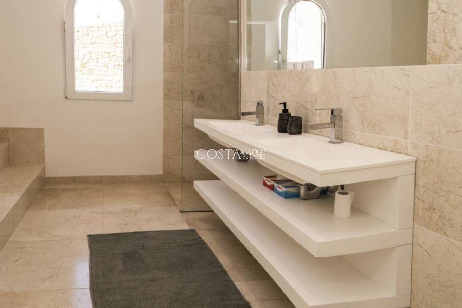 Revente - Villa -
Teulada - Moraira