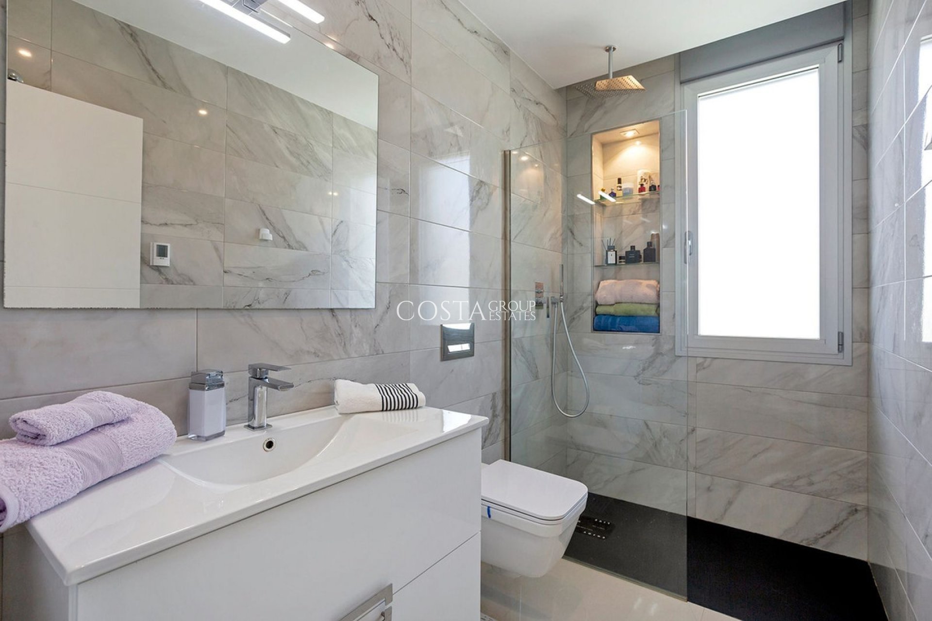 Revente - Villa -
Torrevieja - El Chaparral