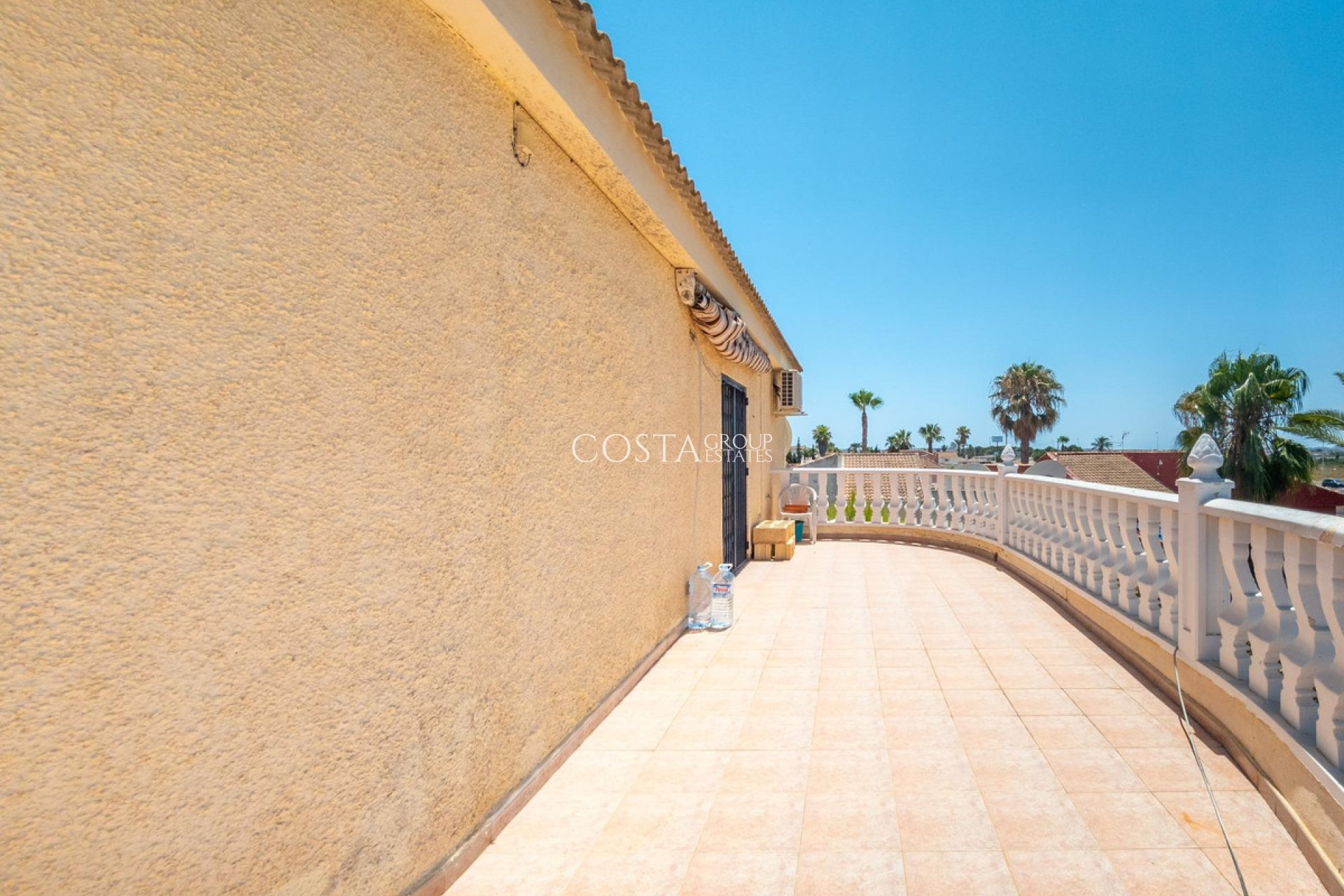 Revente - Villa -
Torrevieja - El Chaparral