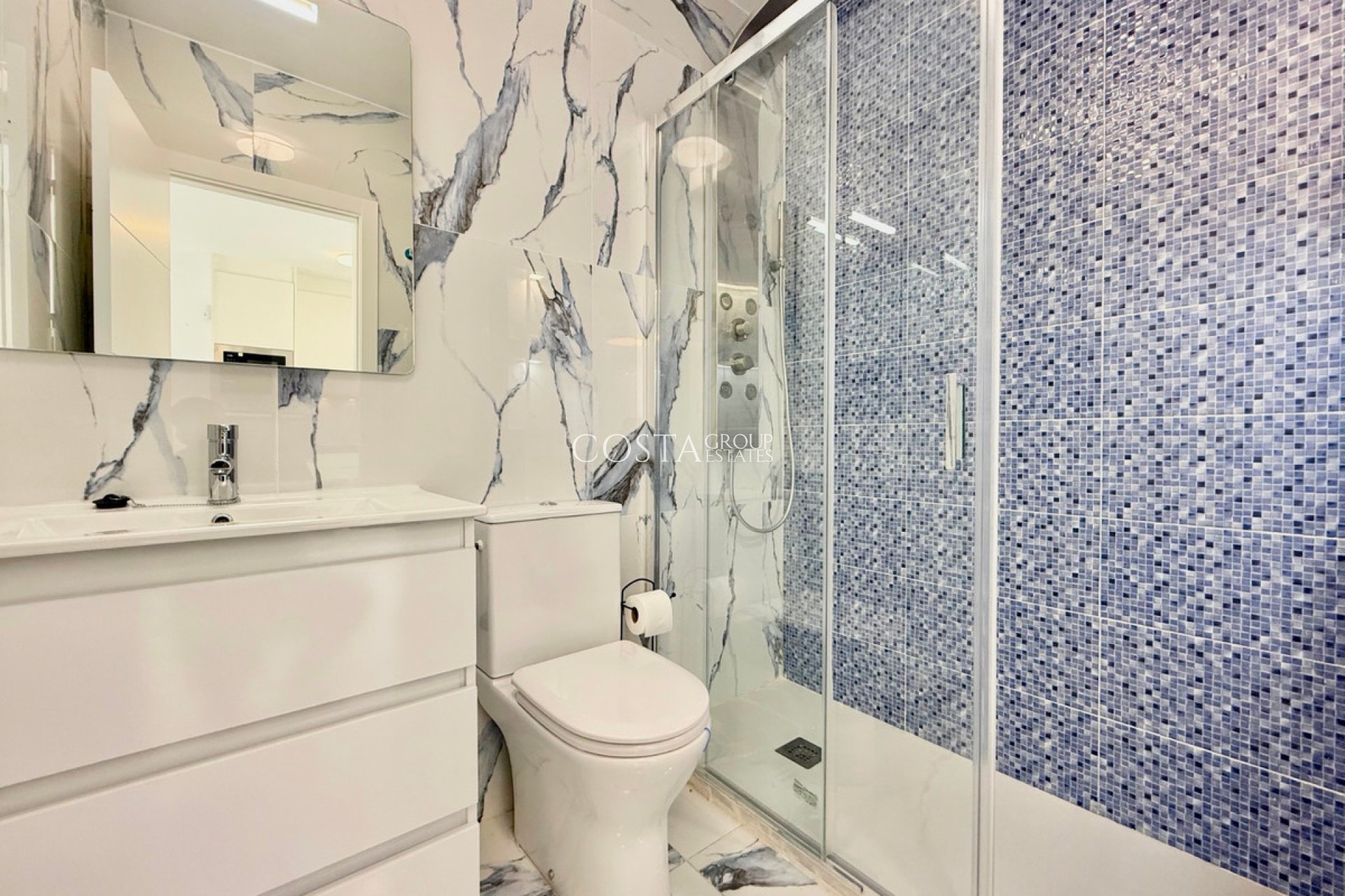 Revente - Villa -
Torrevieja - El Chaparral