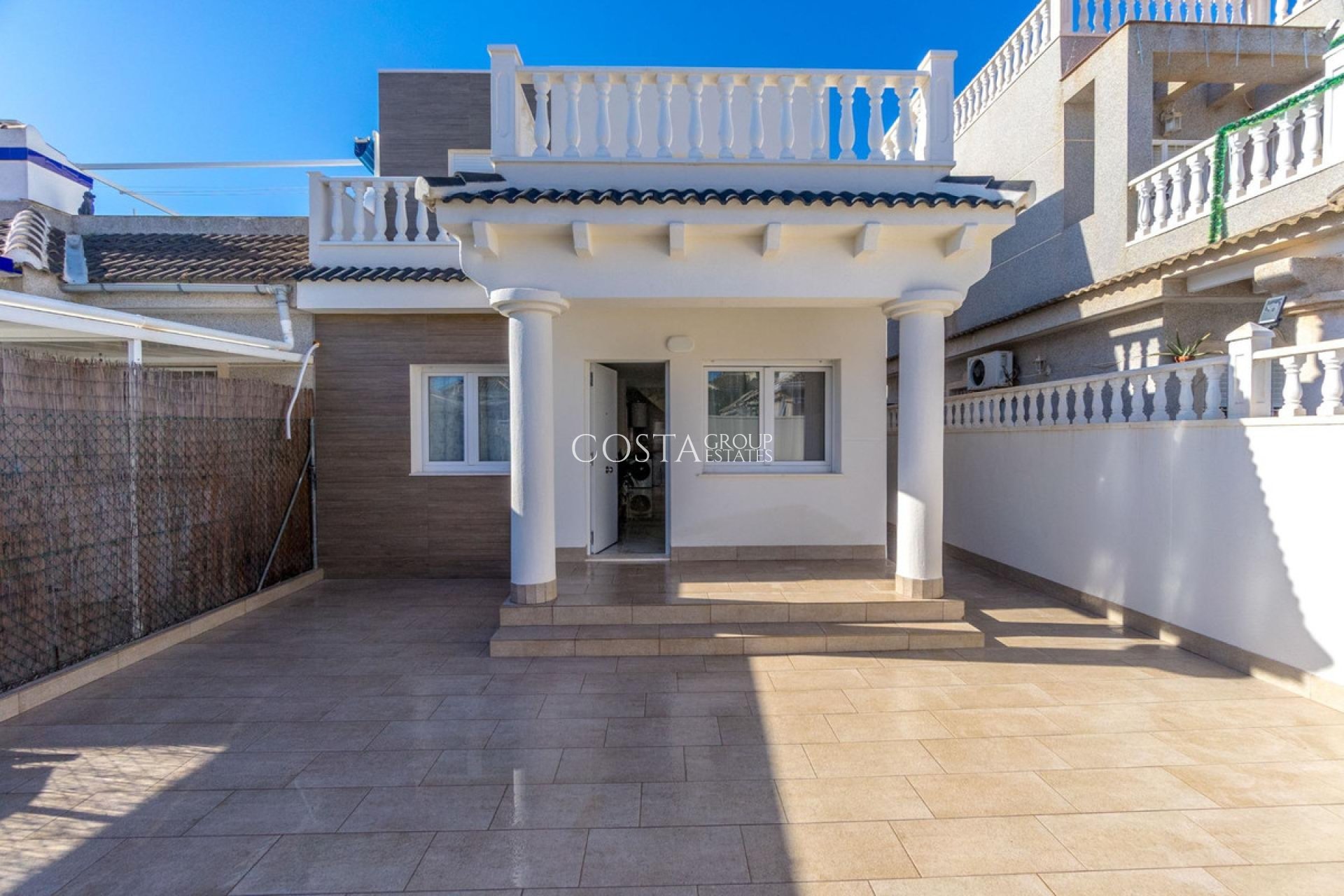 Revente - Villa -
Torrevieja - El Chaparral