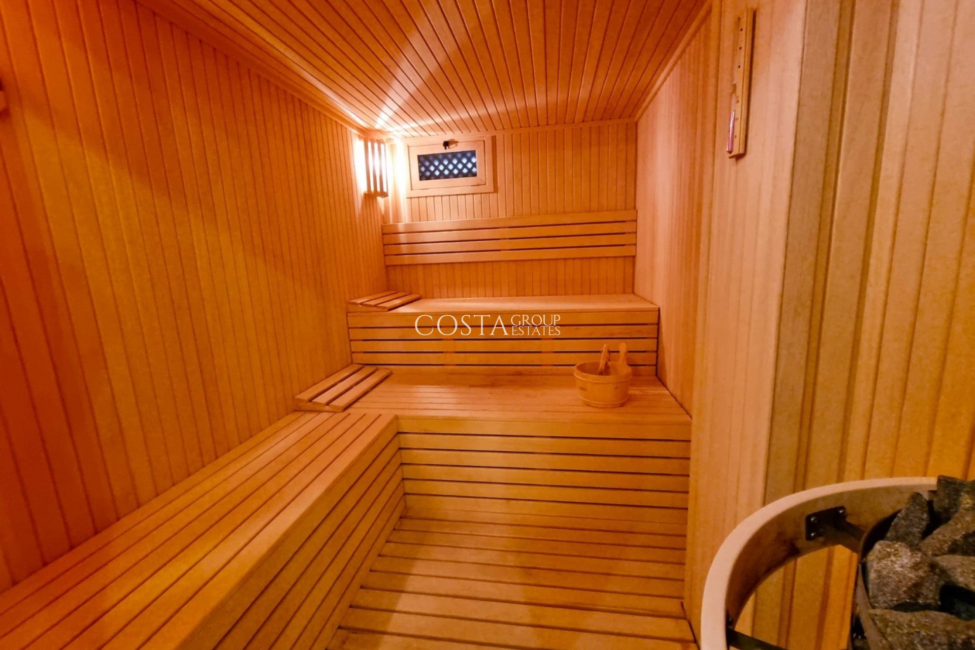 Revente - Villa -
Torrevieja - La Mata