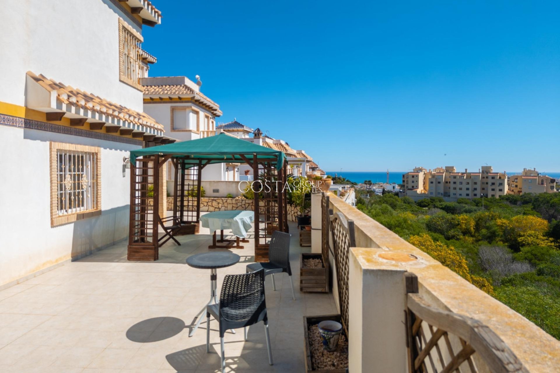Revente - Villa -
Torrevieja - La Mata