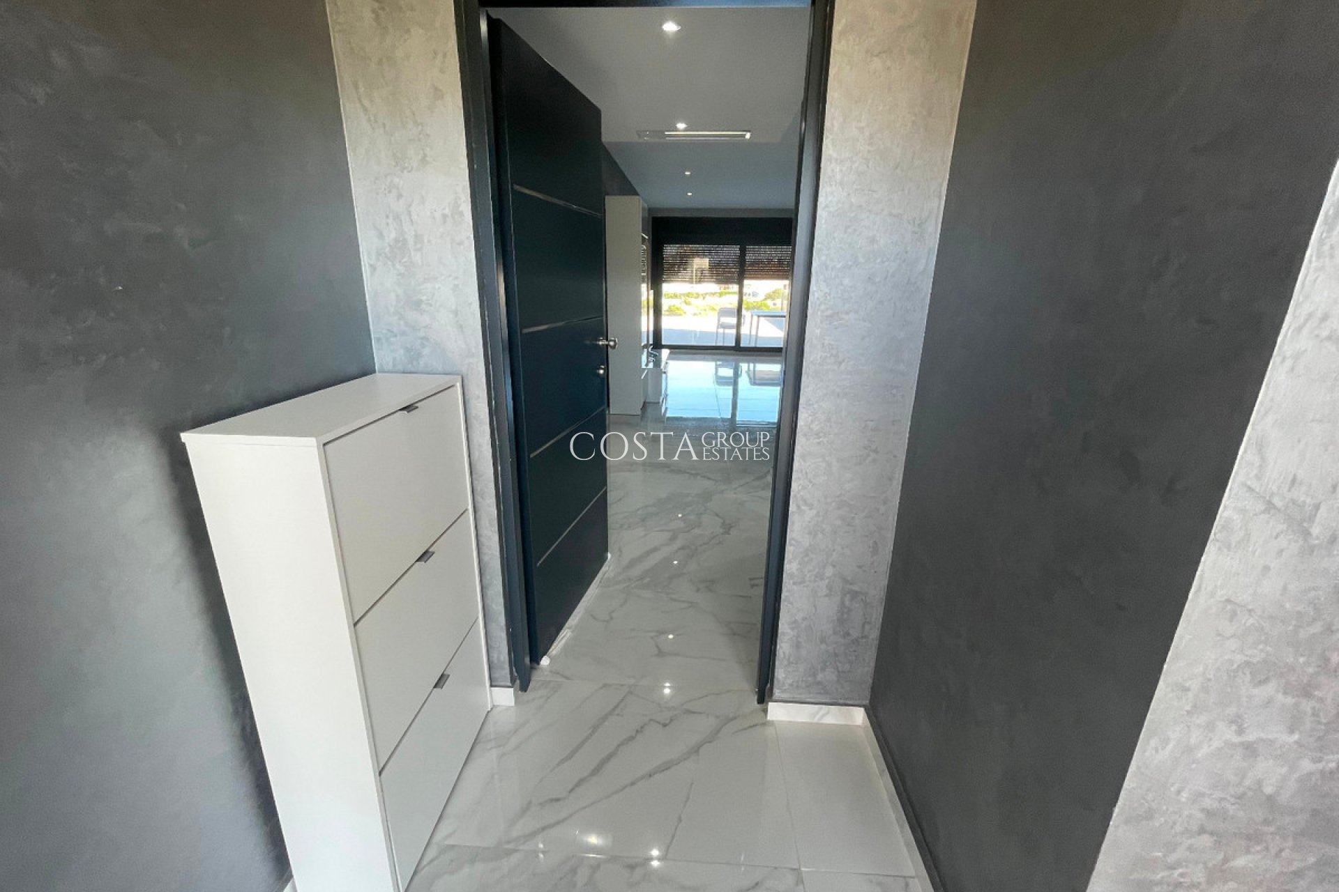 Revente - Villa -
Torrevieja - La Mata