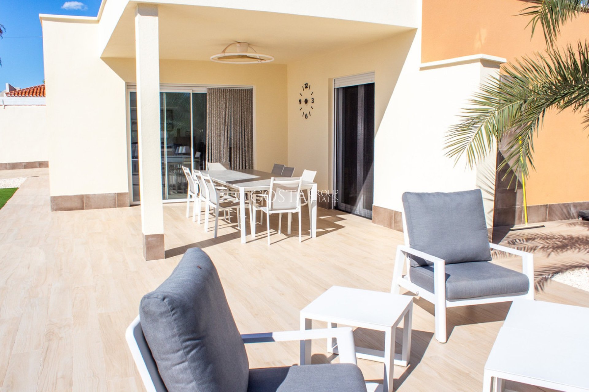 Revente - Villa -
Torrevieja - La Siesta