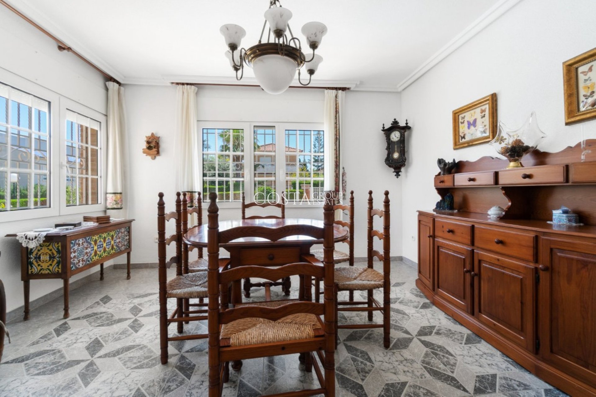 Revente - Villa -
Torrevieja - La Veleta