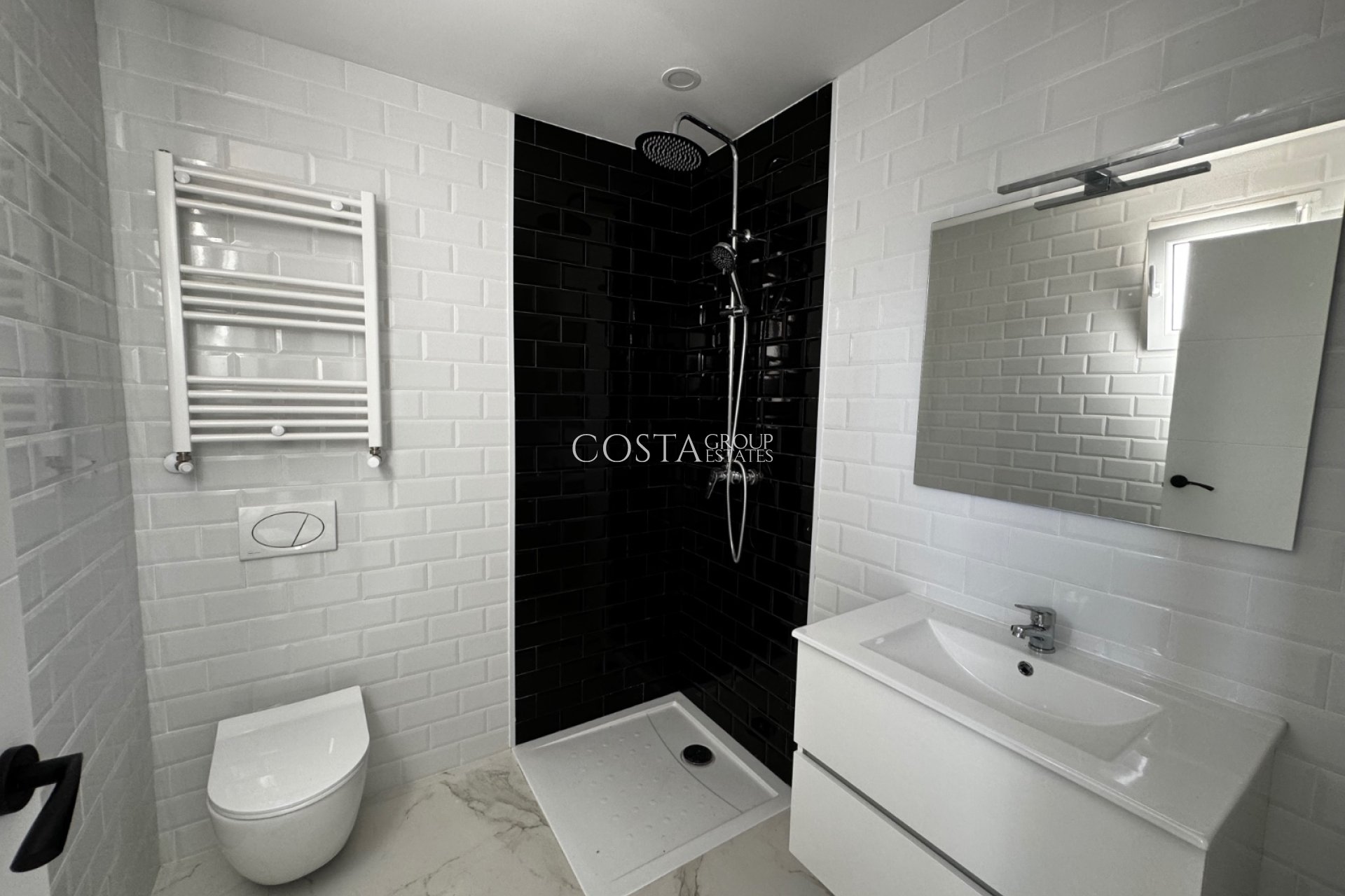 Revente - Villa -
Torrevieja - Los Balcones