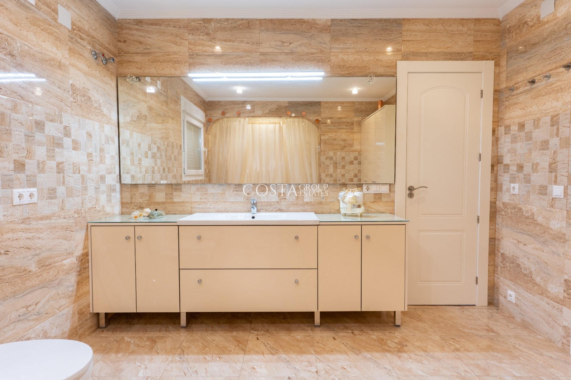 Revente - Villa -
Torrevieja - Los Balcones