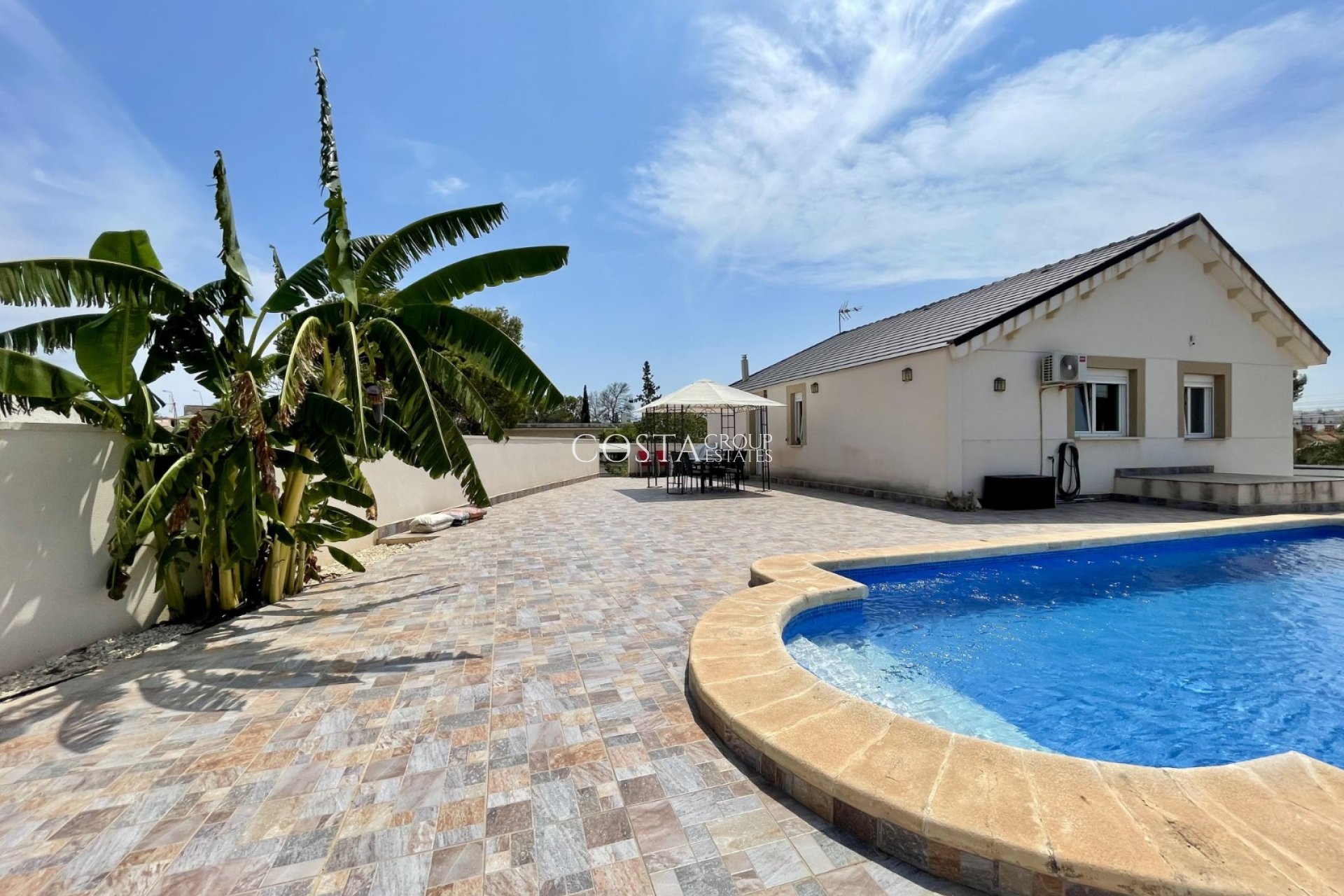 Revente - Villa -
Torrevieja - Los Balcones