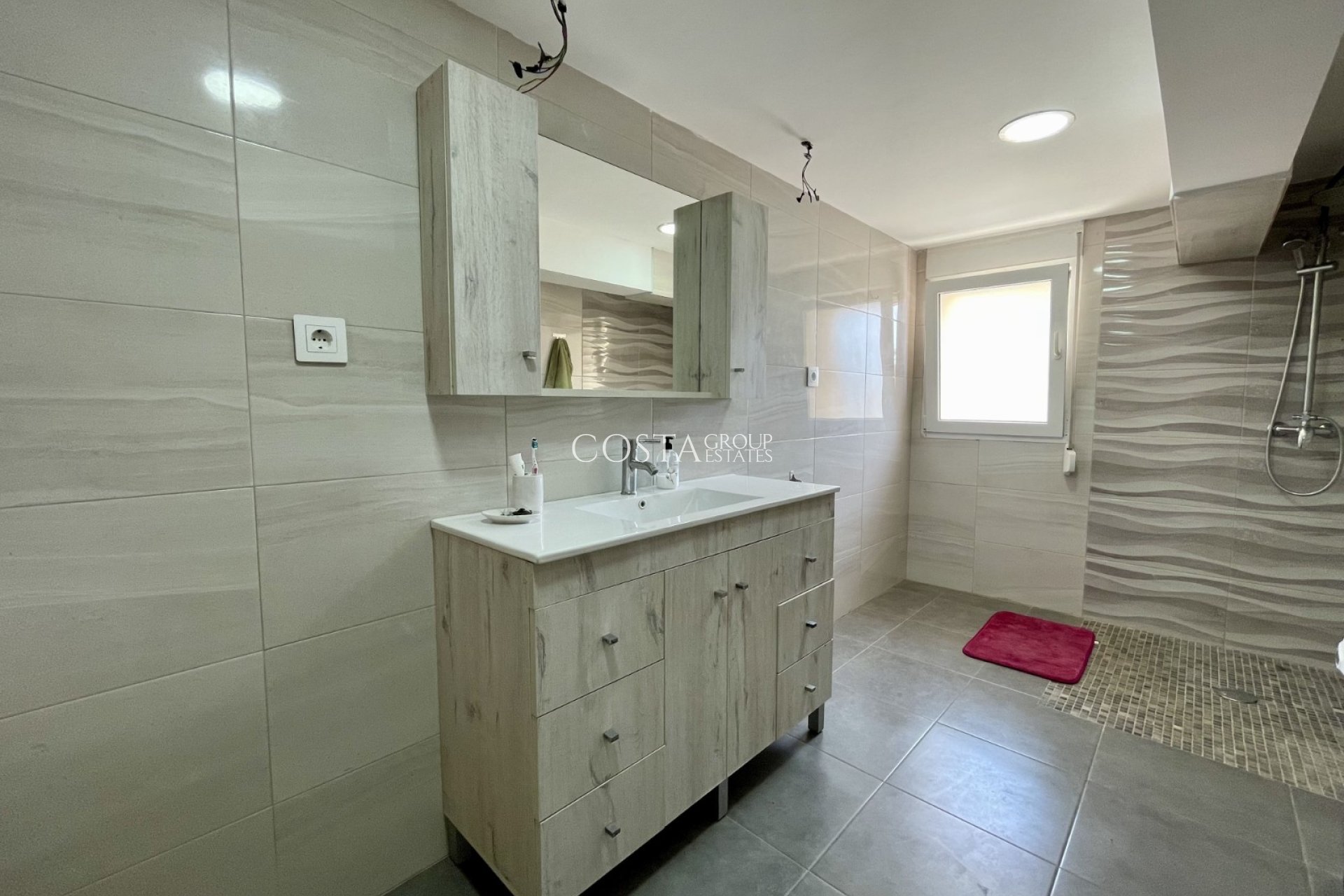 Revente - Villa -
Torrevieja - Los Balcones