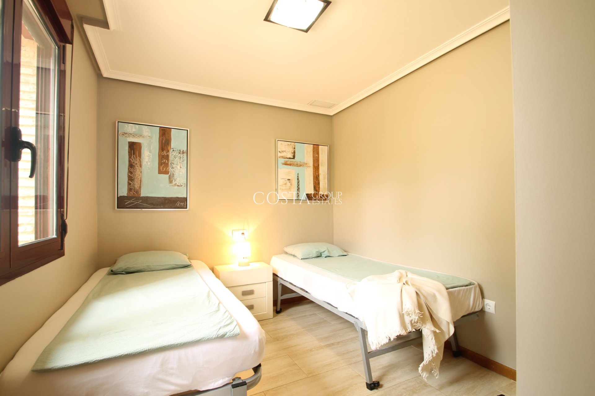 Revente - Villa -
Torrevieja - Los Balcones