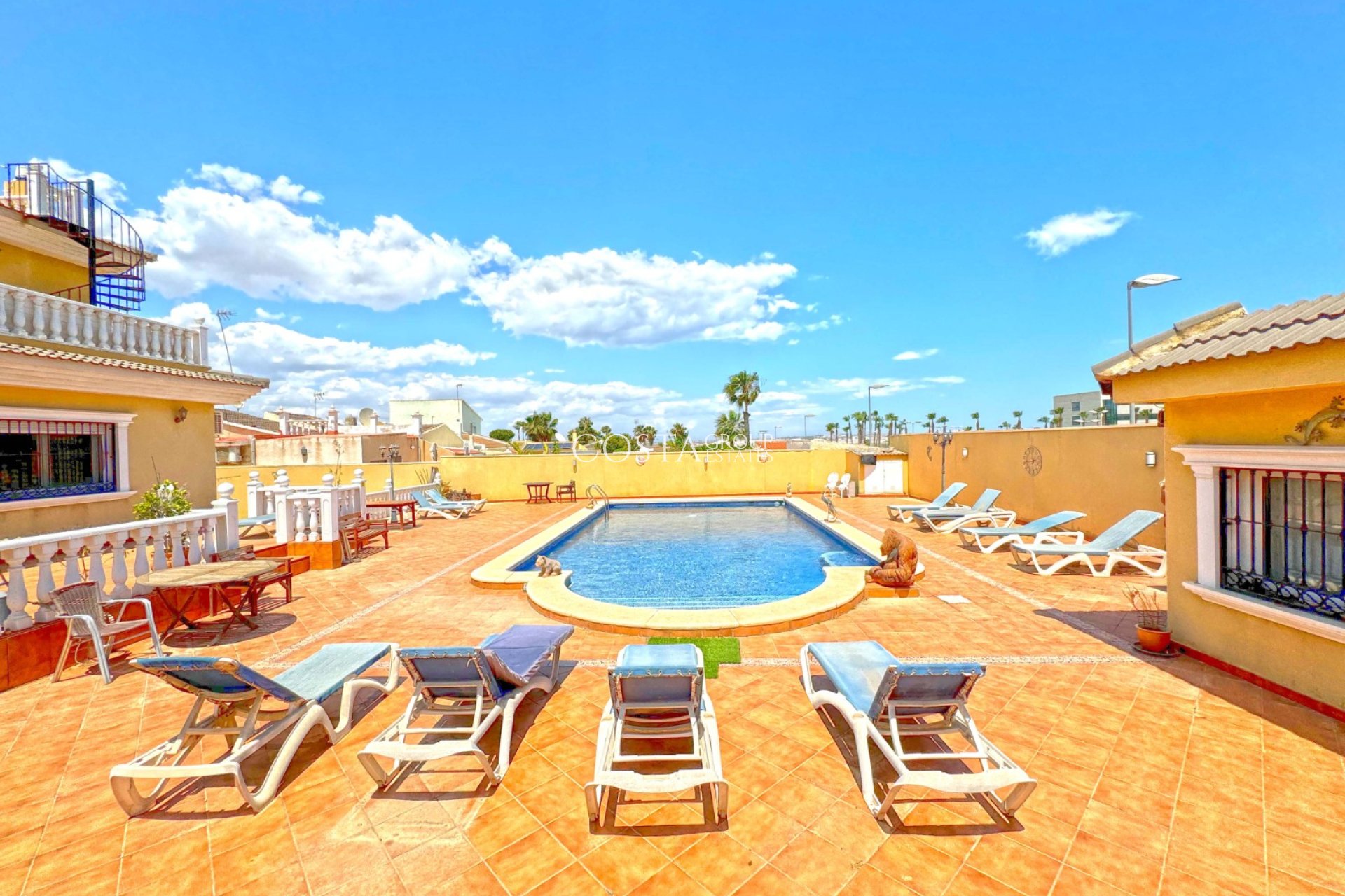 Revente - Villa -
Torrevieja - Los Balcones