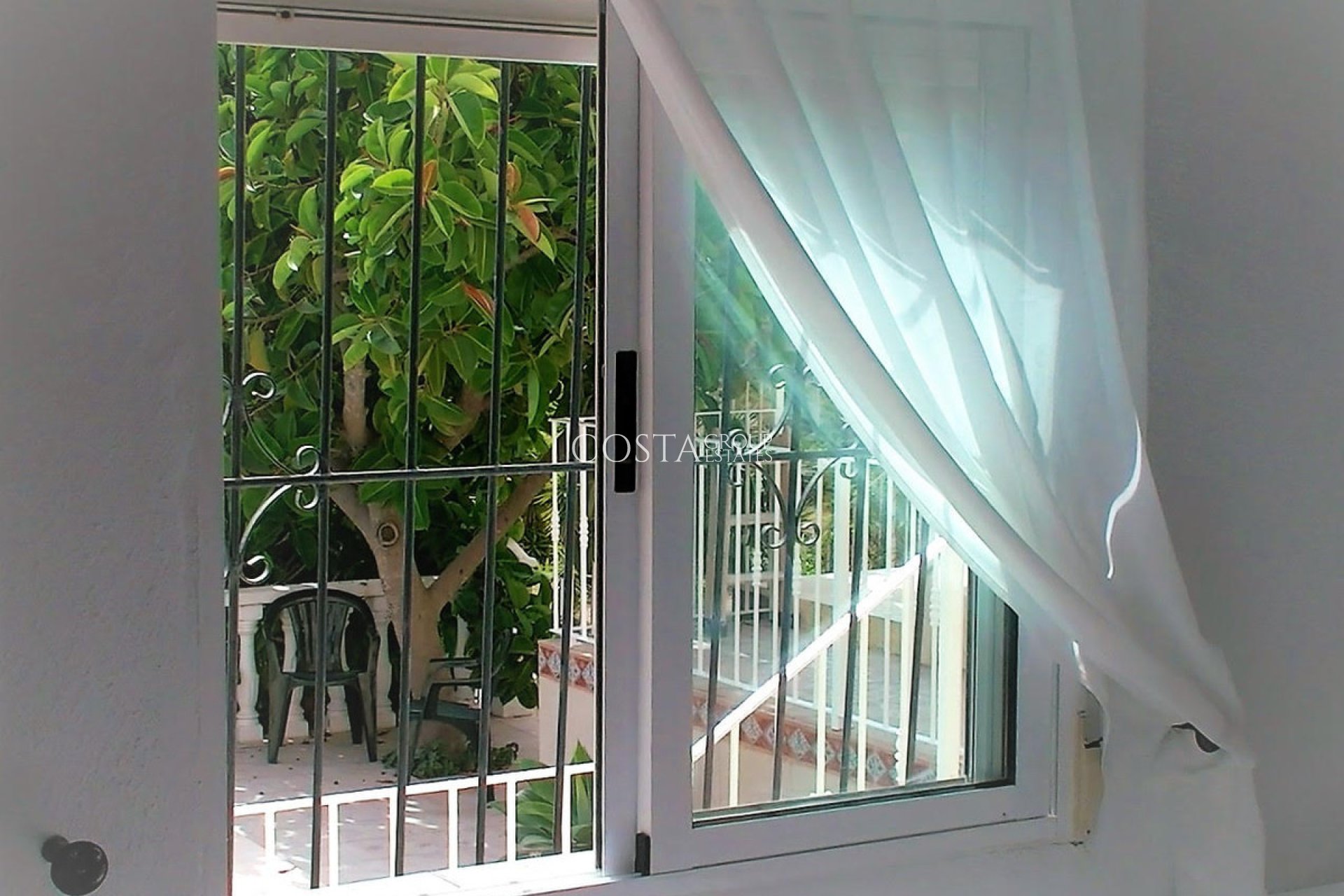 Revente - Villa -
Torrevieja - Torrevieja Centro