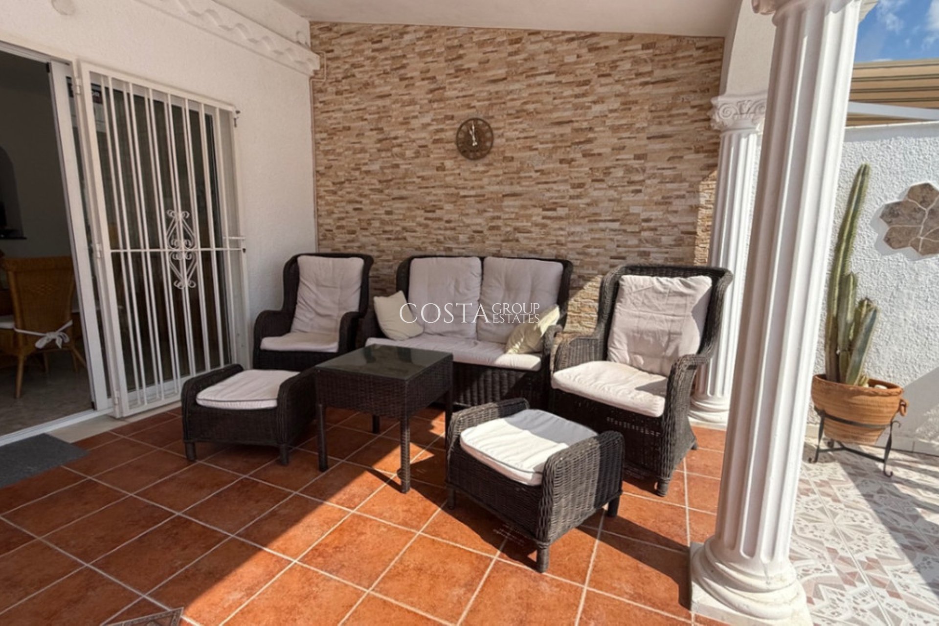 Revente - Villa -
Torrevieja - Torrevieja Centro