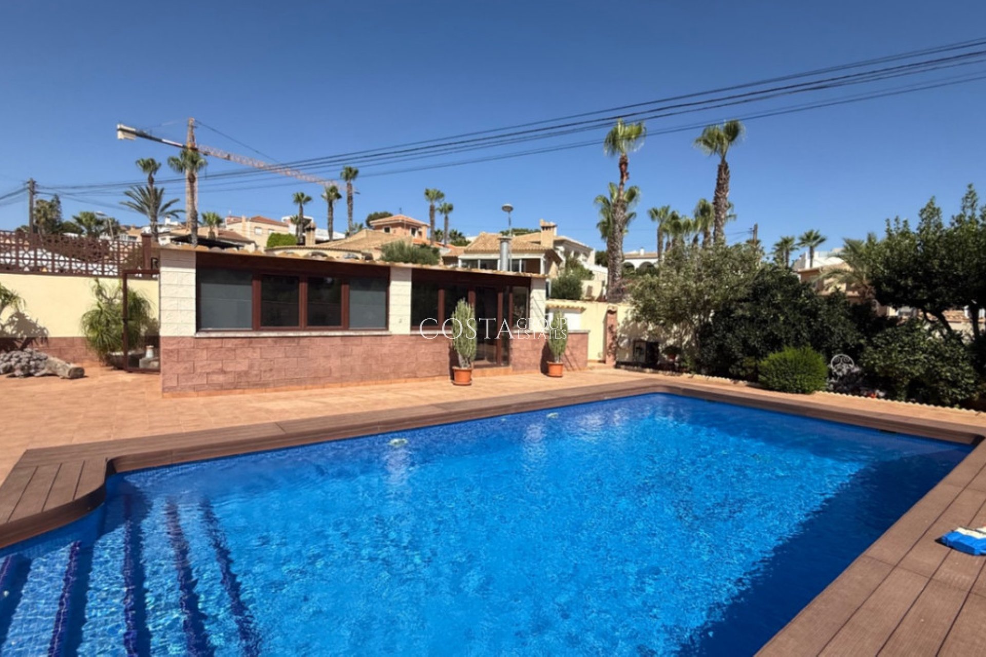 Revente - Villa -
Torrevieja - Torrevieja Centro