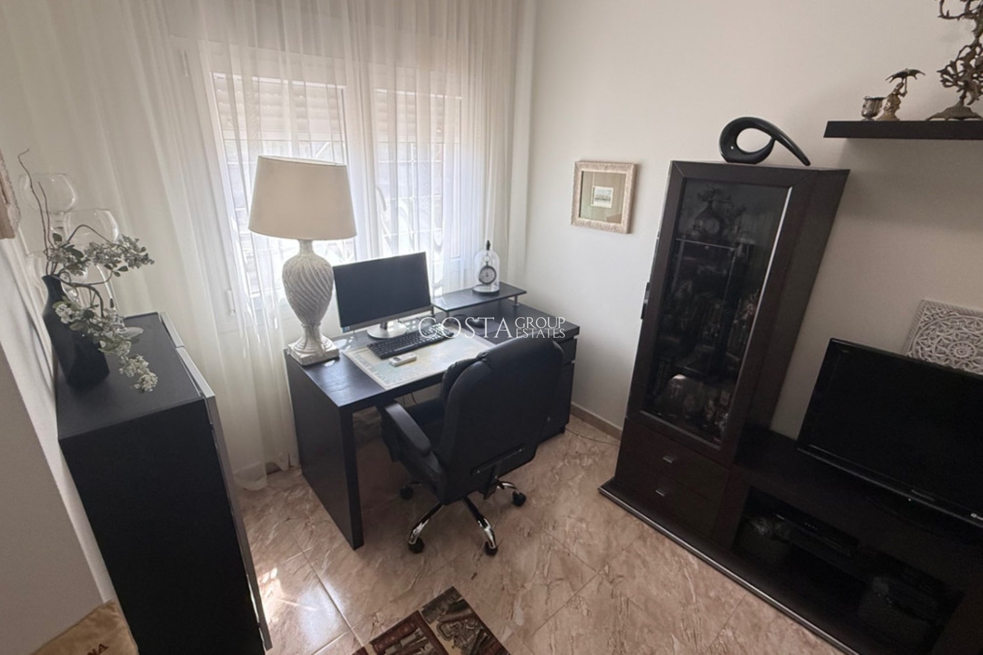 Revente - Villa -
Torrevieja - Torrevieja Centro