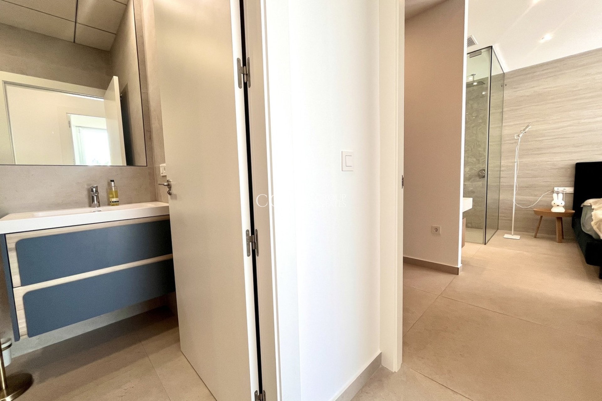 Revente - Villa -
Torrevieja - Torrevieja Centro