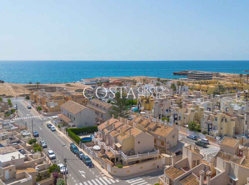 Revente - Villa -
Torrevieja - Torrevieja Centro