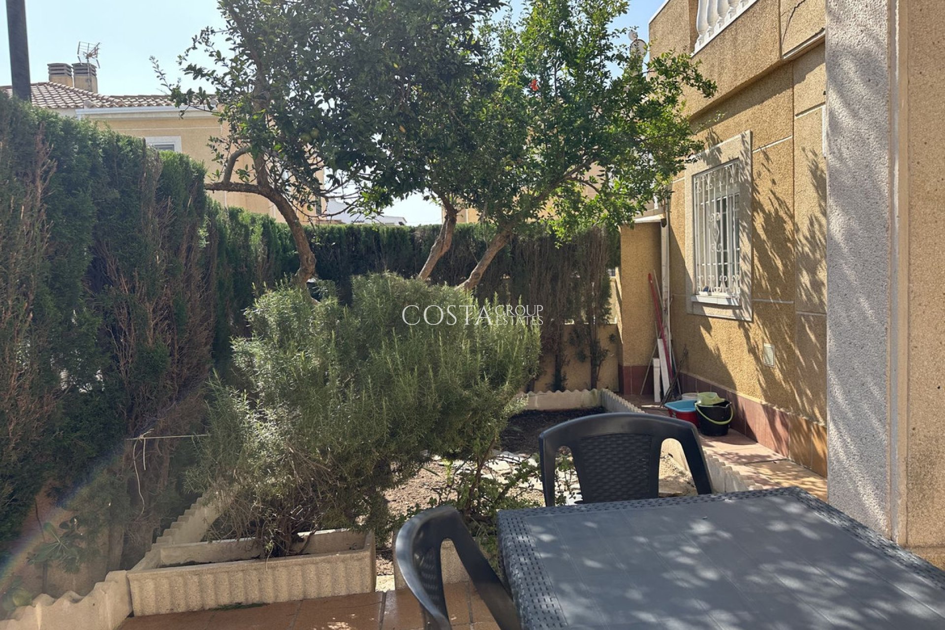 Revente - Villa -
Torrevieja - Torrevieja Centro