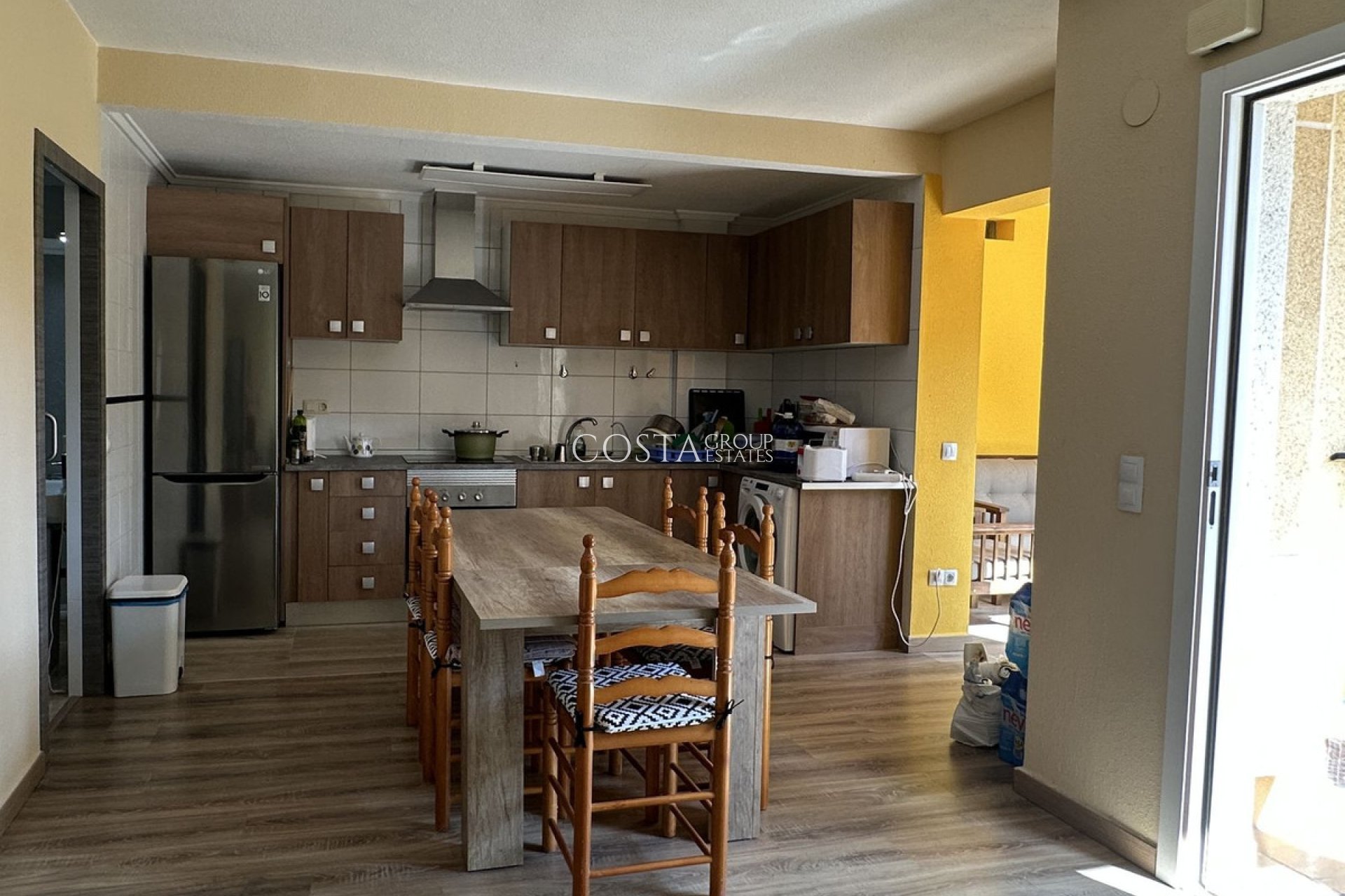 Revente - Villa -
Torrevieja - Torrevieja Centro