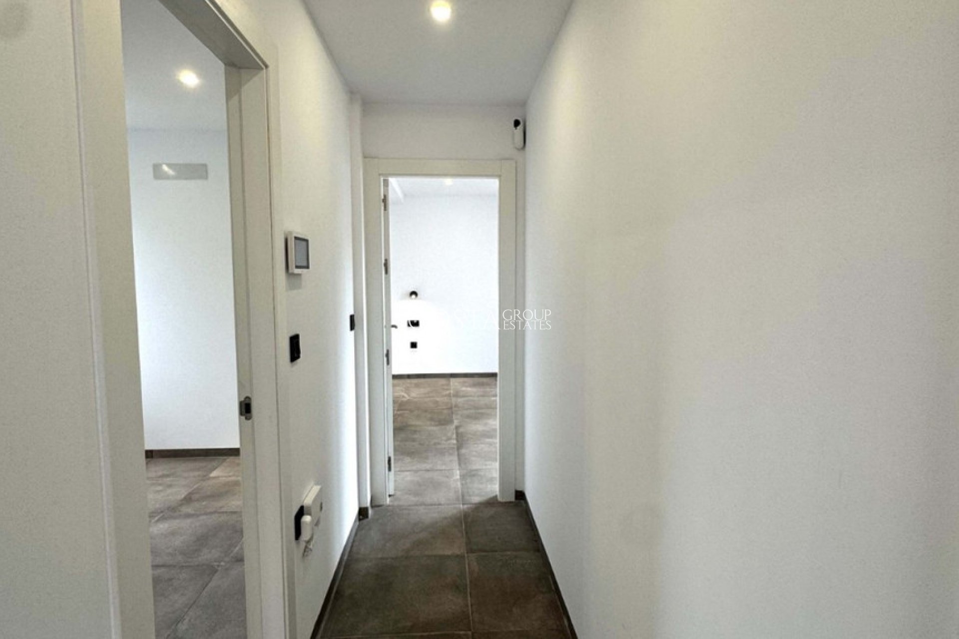 Revente - Villa -
Torrevieja - Torrevieja Centro