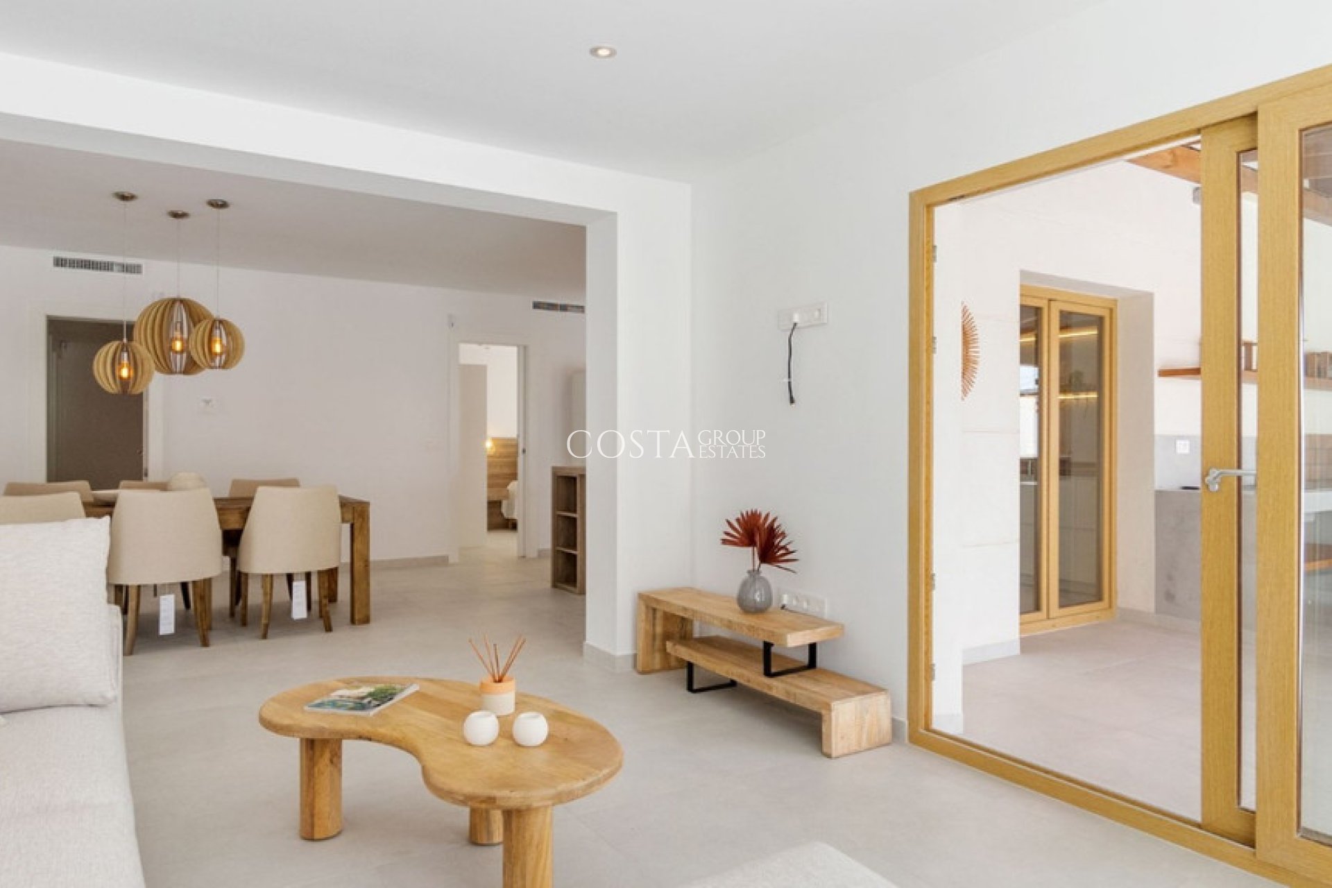 Revente - Villa -
Torrevieja - Torrevieja Centro