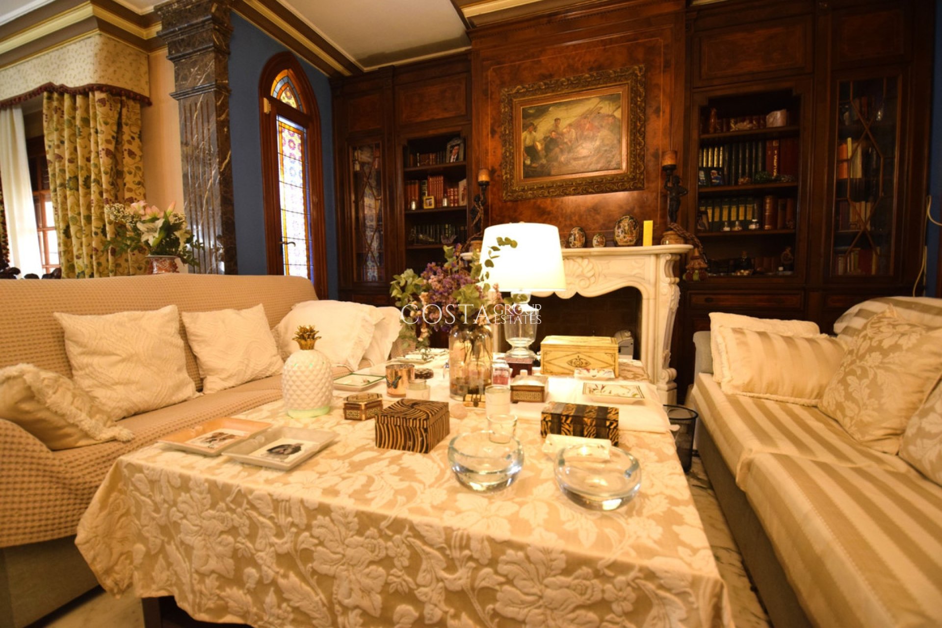 Revente - Villa -
Torrevieja - Torrevieja Centro