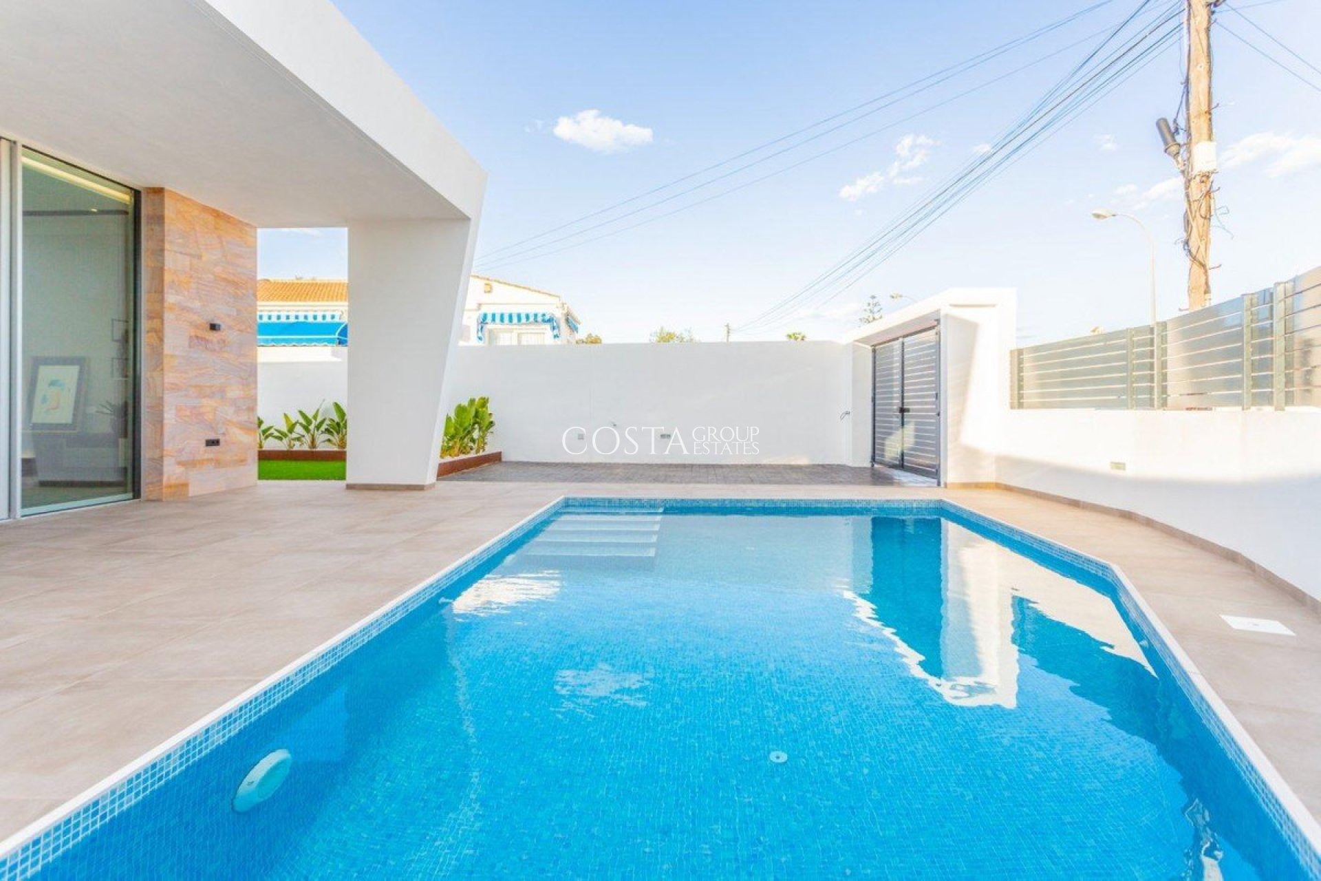 Revente - Villa -
Torrevieja - Torrevieja Centro
