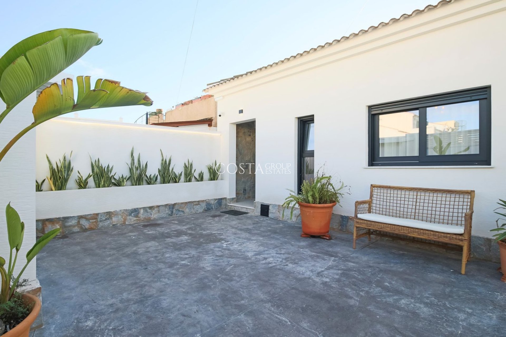 Revente - Villa -
Torrevieja - Torrevieja Centro