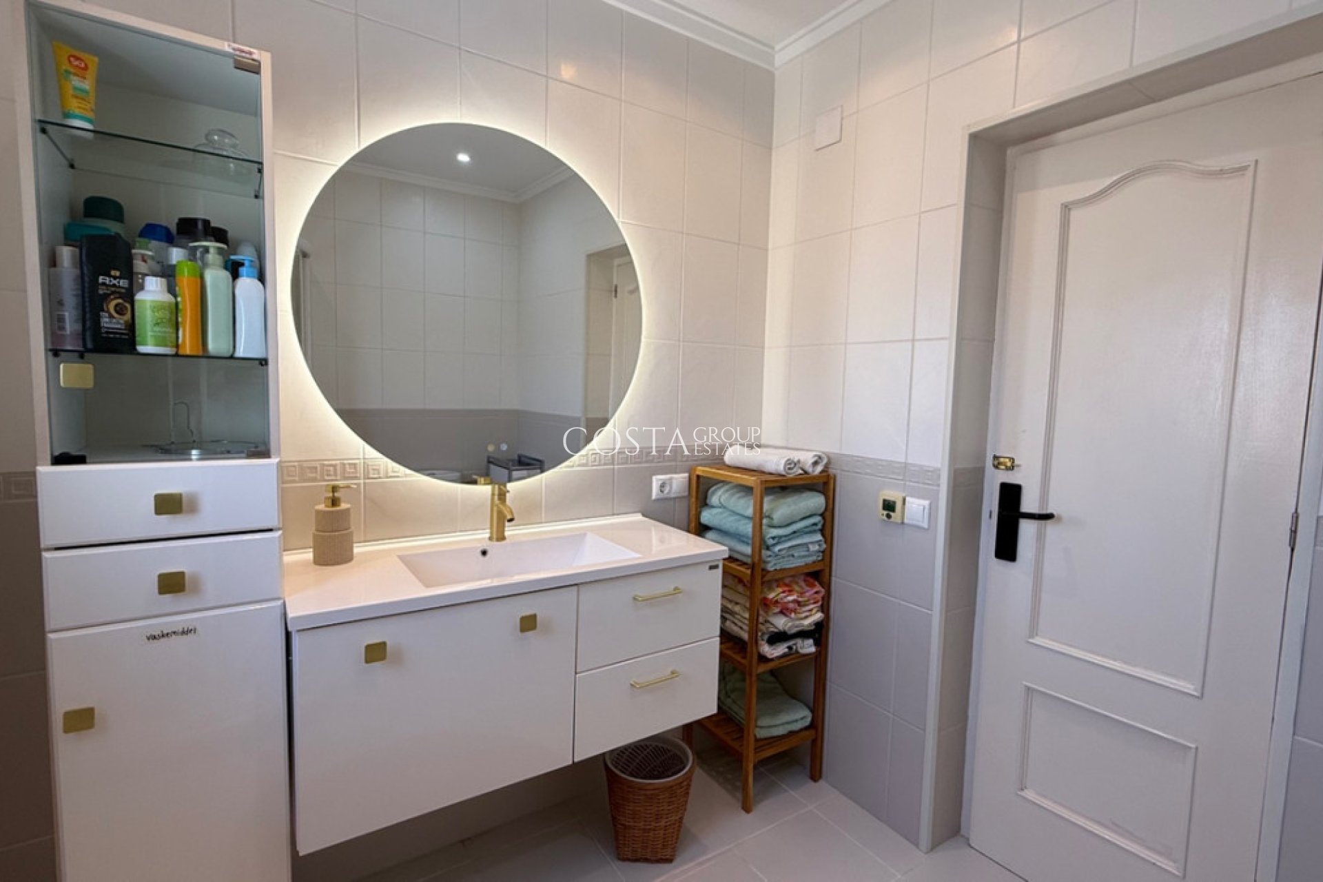 Revente - Villa -
Torrevieja - Torrevieja Centro