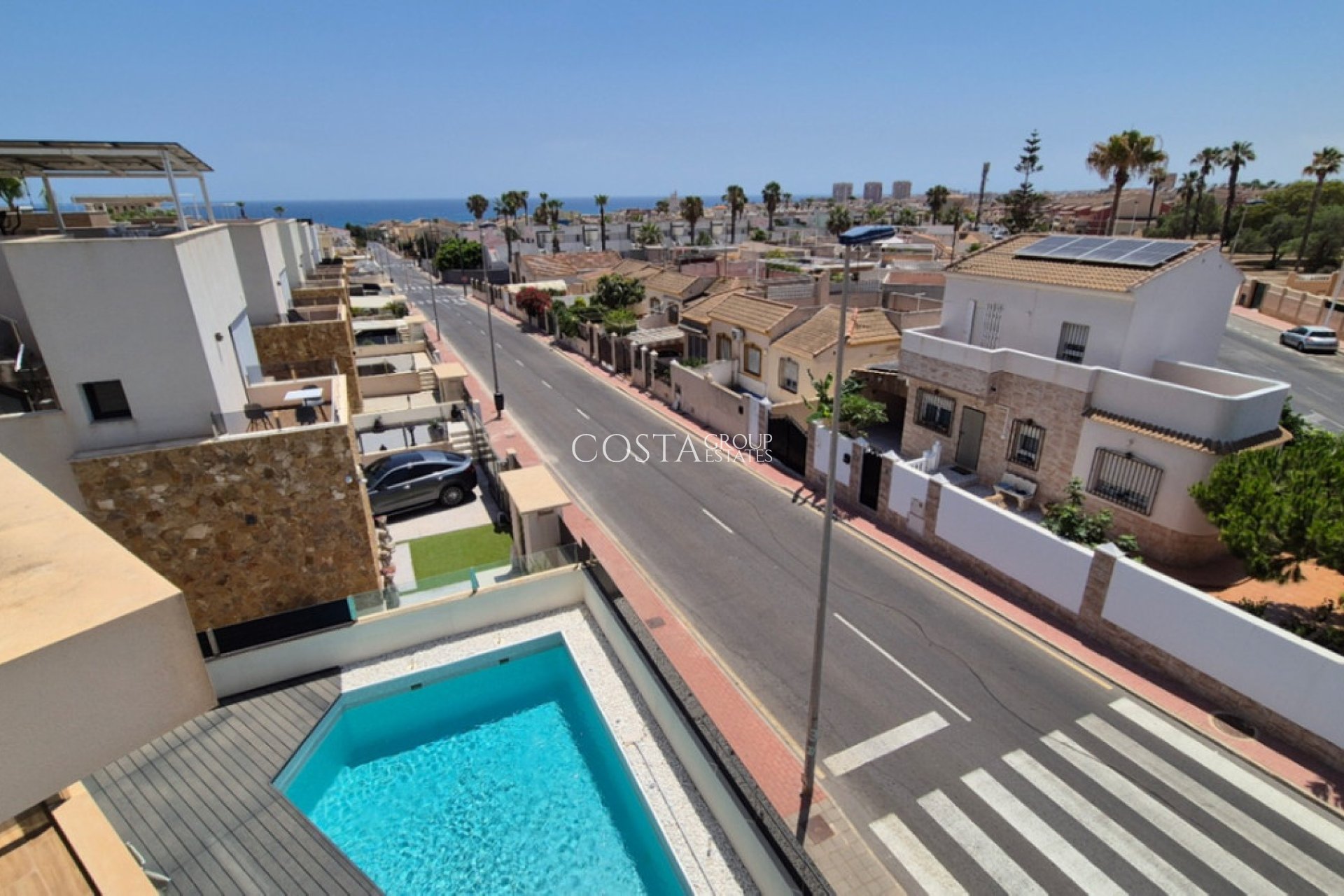 Revente - Villa -
Torrevieja - Torrevieja Centro