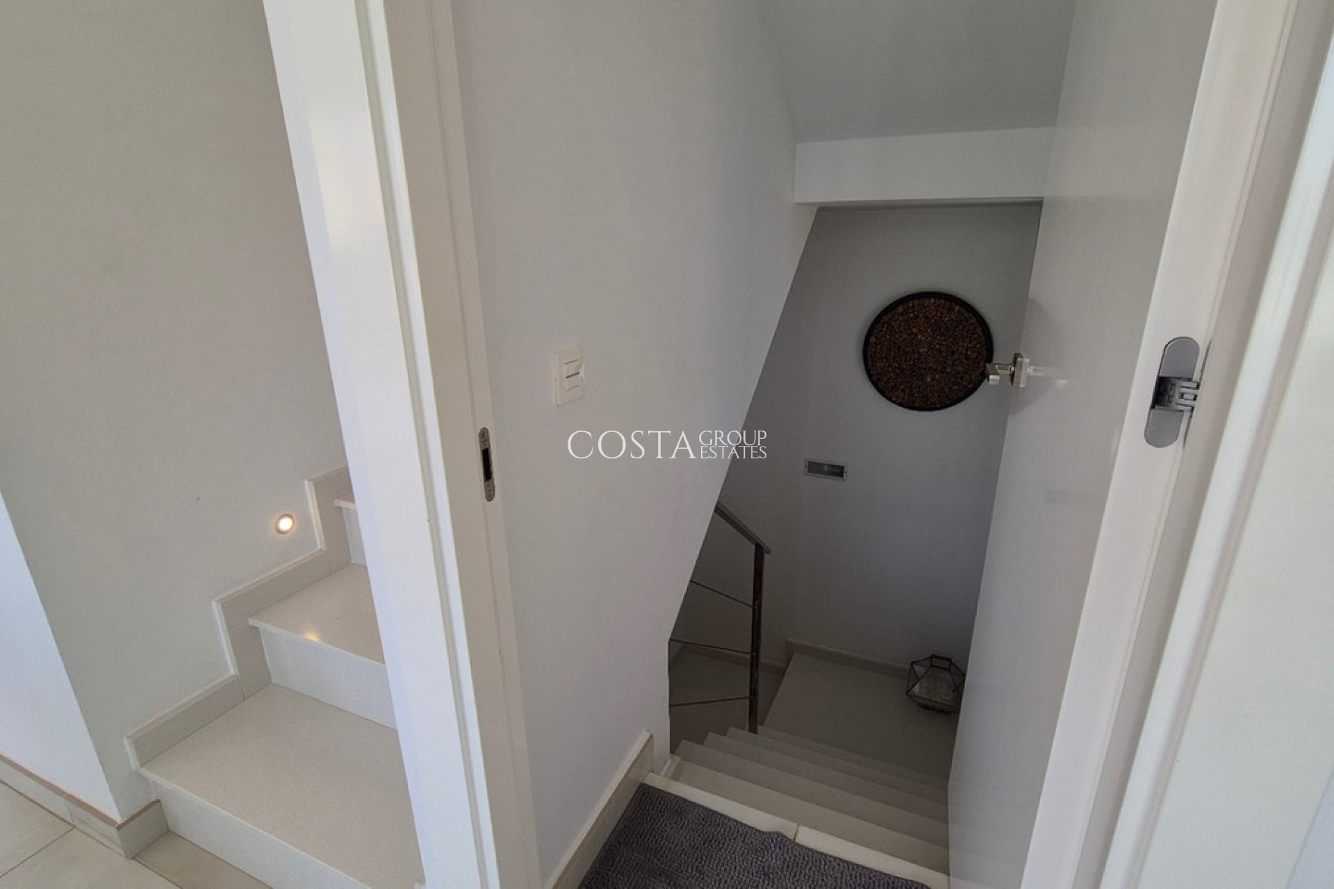 Revente - Villa -
Torrevieja - Torrevieja Centro