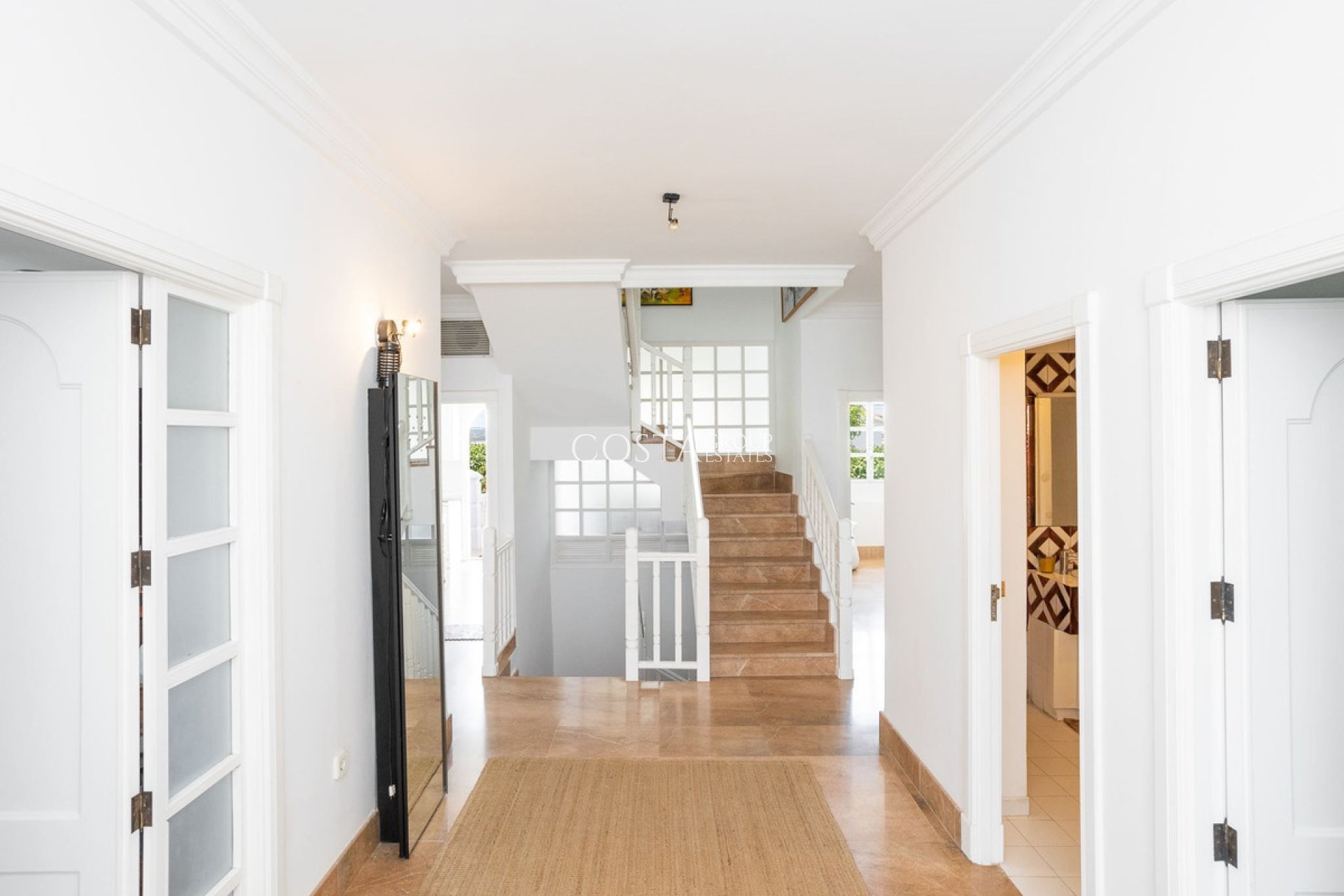 Revente - Villa -
Torrevieja - Torrevieja Centro