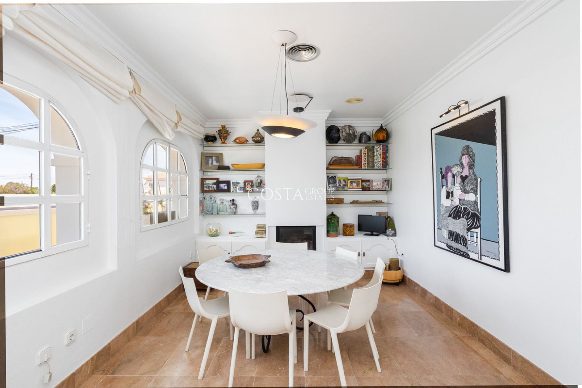 Revente - Villa -
Torrevieja - Torrevieja Centro