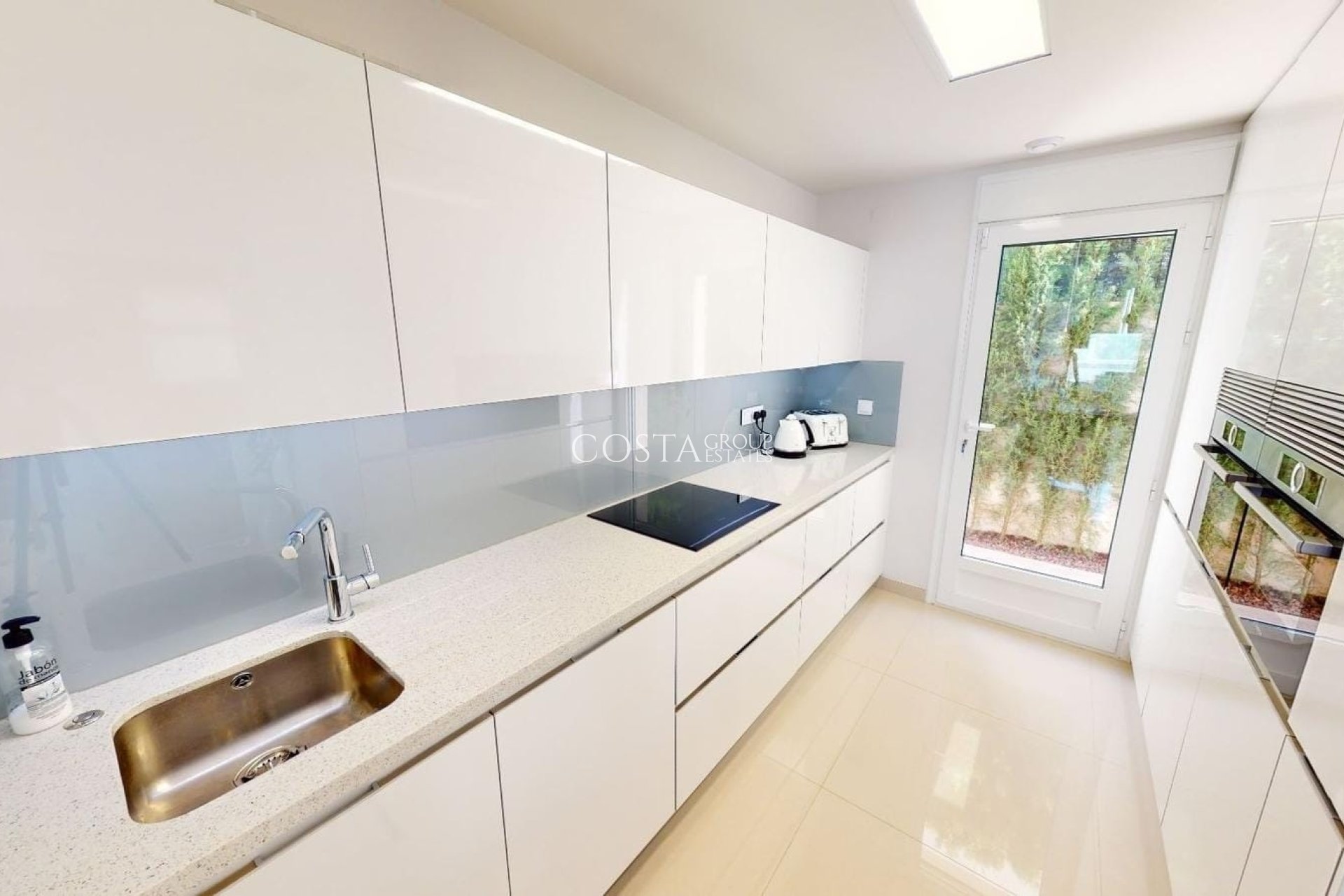 Revente - Villa -
Torrevieja