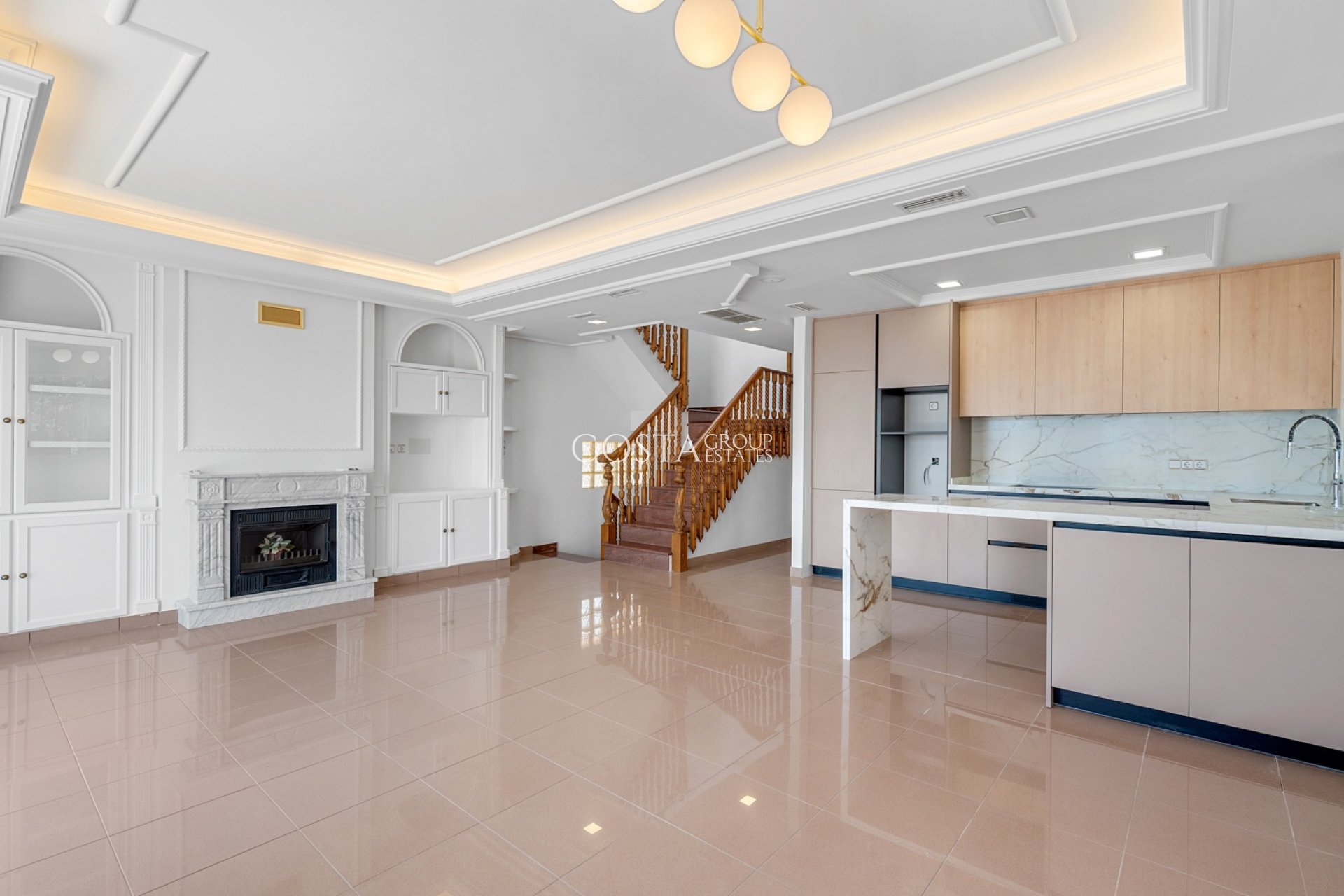 Revente - Villa -
Torrevieja