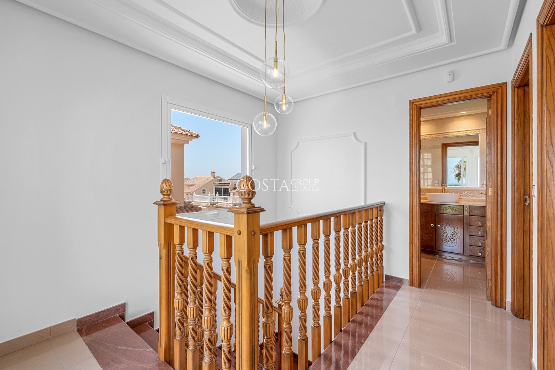 Revente - Villa -
Torrevieja