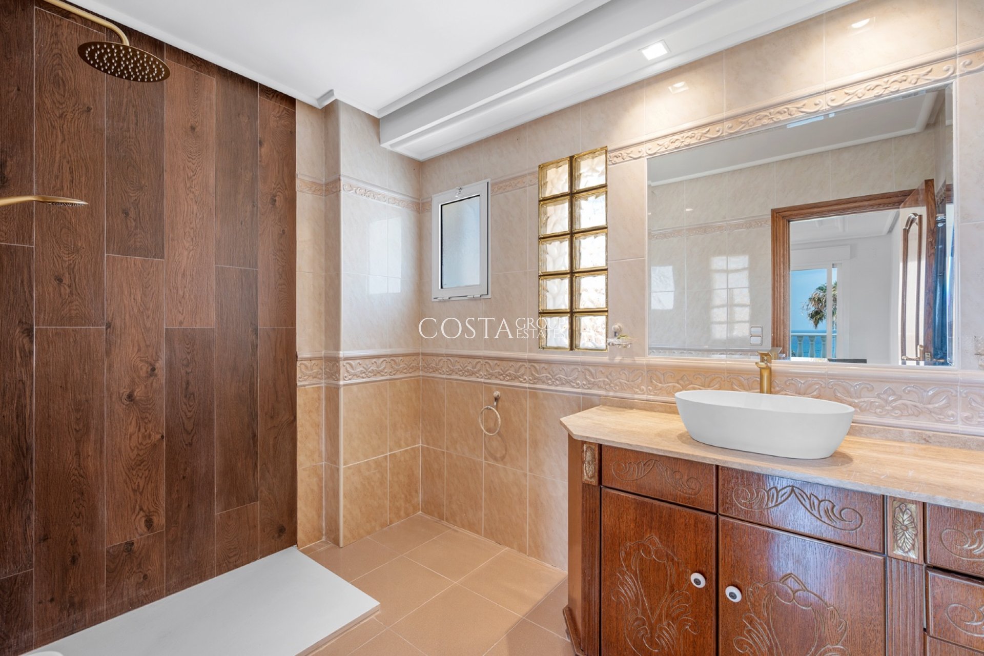 Revente - Villa -
Torrevieja