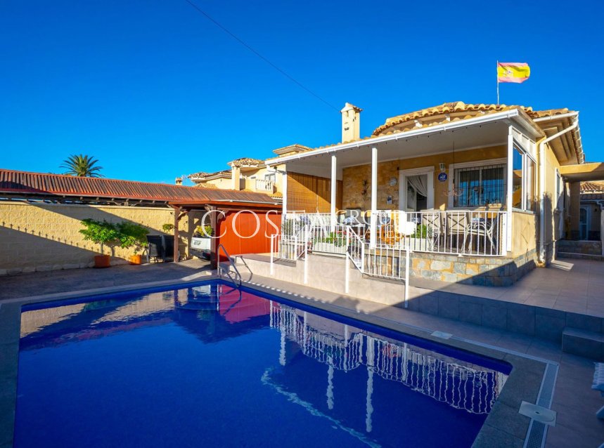 Revente - Villa -
Torrevieja